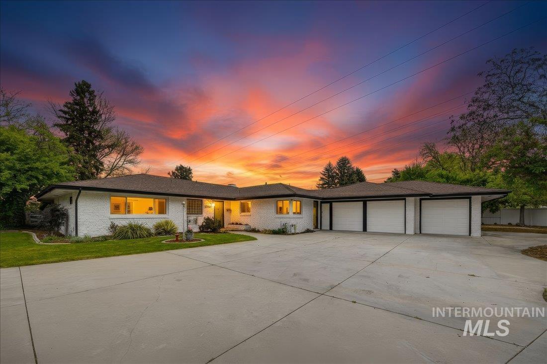5802 Randolph Dr, Boise, Idaho 83709, 4 Bedrooms, 3.5 Bathrooms, Residential For Sale, Price $749,900, 98983513