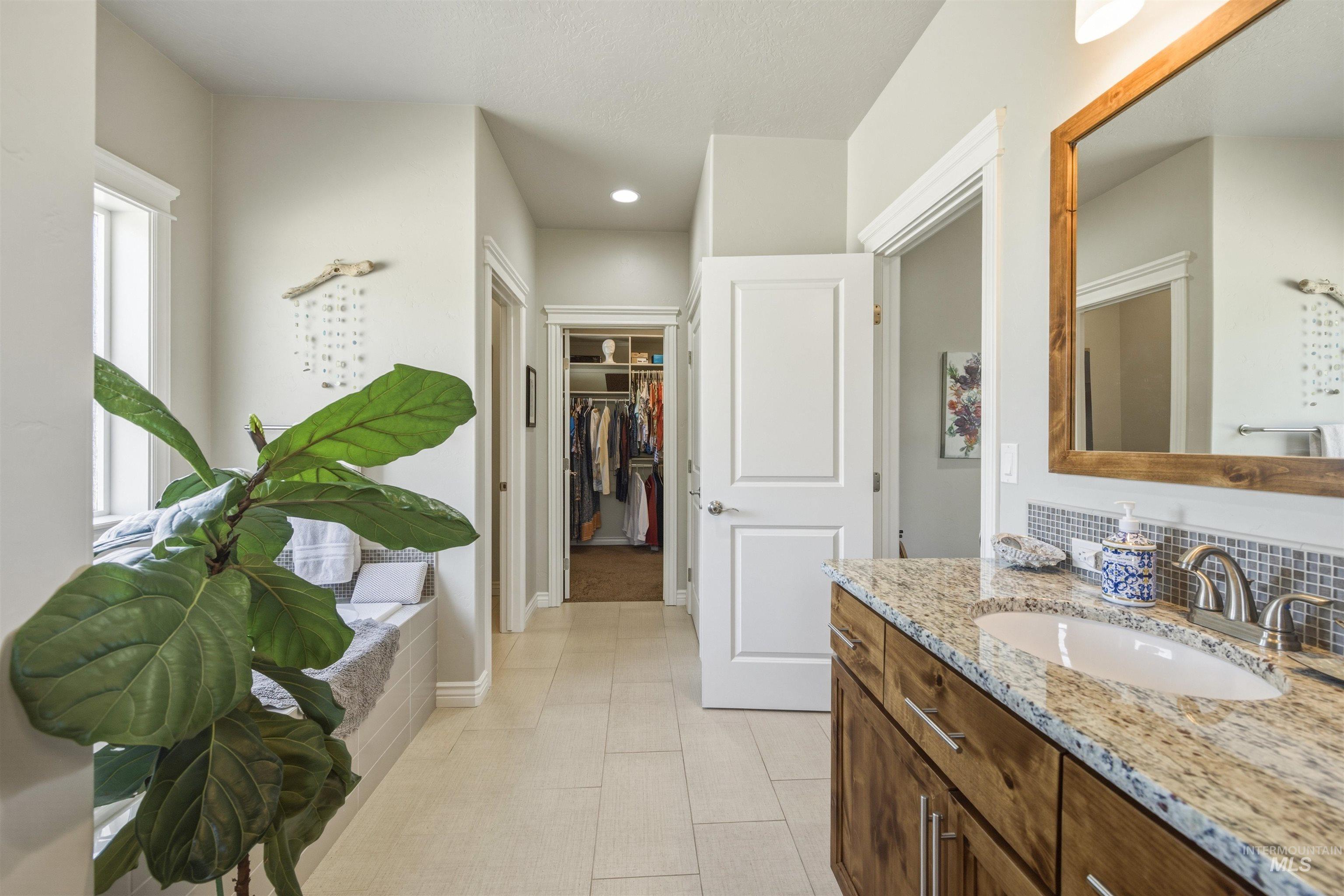 4389 N Morninggale Pl, Boise, Idaho 83713, 3 Bedrooms, 2 Bathrooms, Residential For Sale, Price $679,900,MLS 98983516