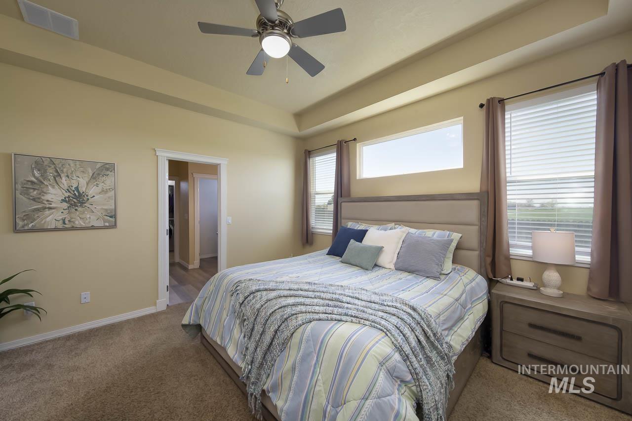 5175 W Tournament Dr, Meridian, Idaho 83646-8813, 4 Bedrooms, 2.5 Bathrooms, Residential For Sale, Price $540,000,MLS 98983518