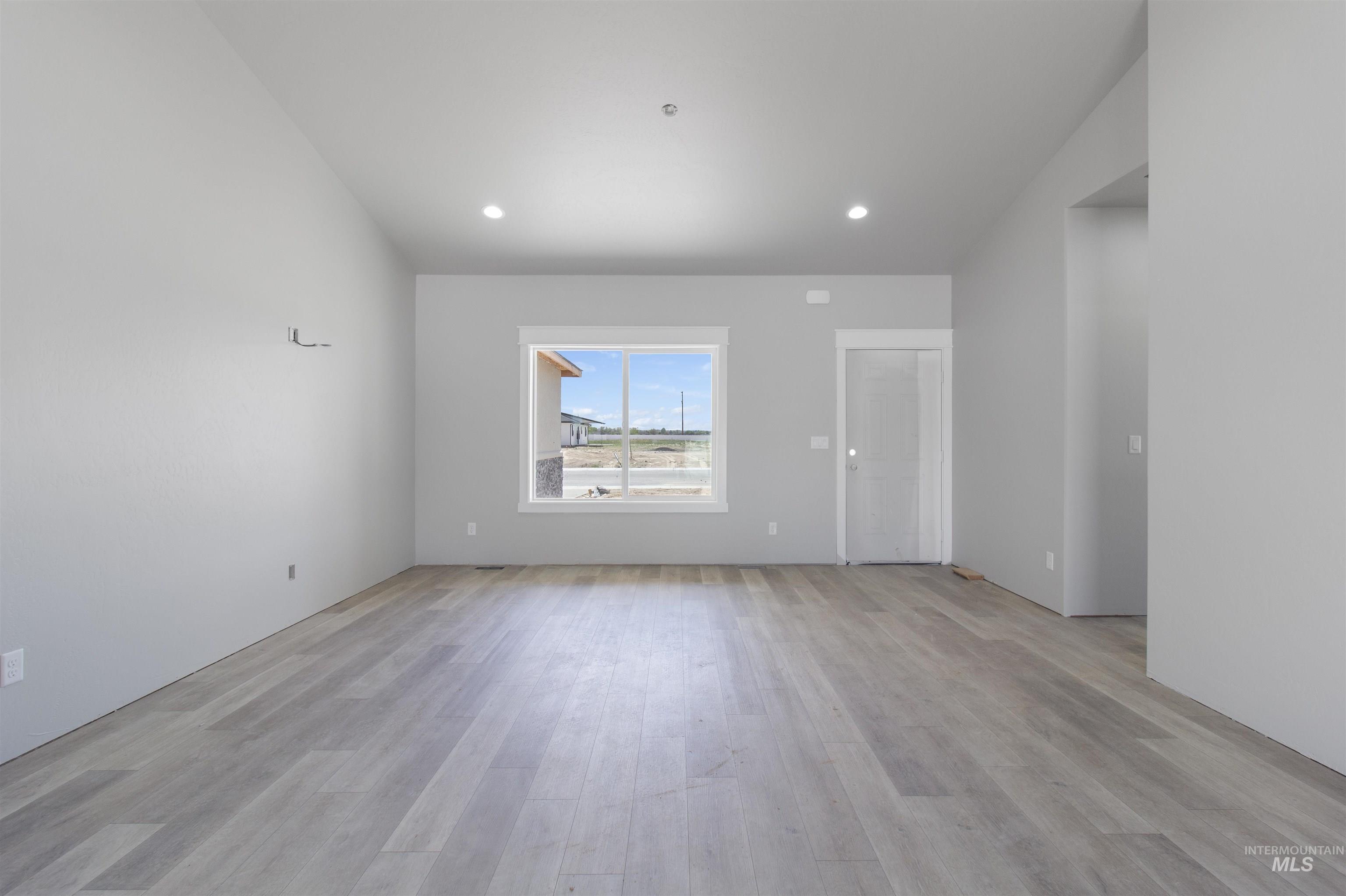 1122 Ira Burton Road, Twin Falls, Idaho 83301, 4 Bedrooms, 2 Bathrooms, Residential For Sale, Price $445,000, 98983522