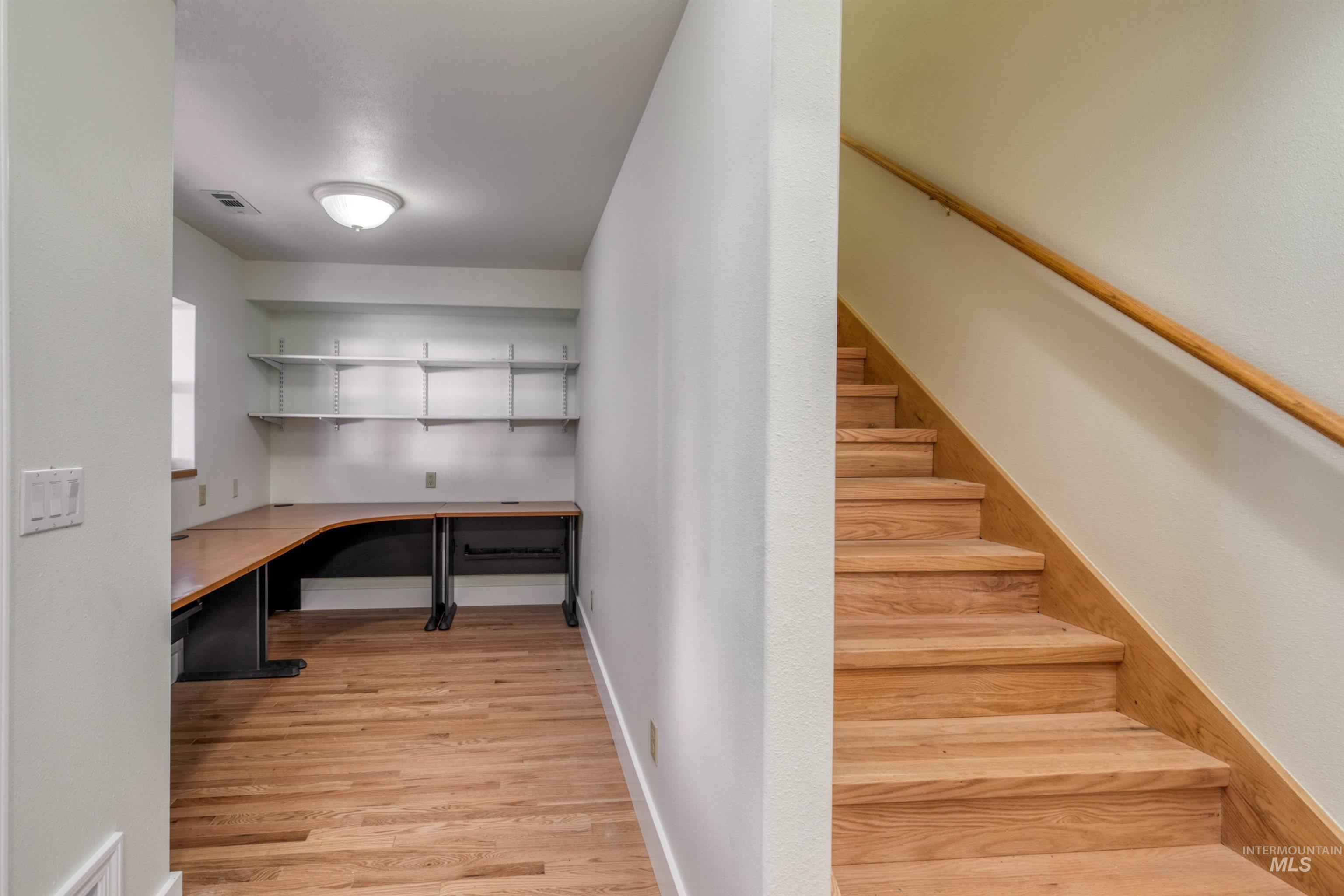 520 S Scott Street, Boise, Idaho 83705-1817, 3 Bedrooms, 2 Bathrooms, Residential Income For Sale, Price $669,900, 98983523