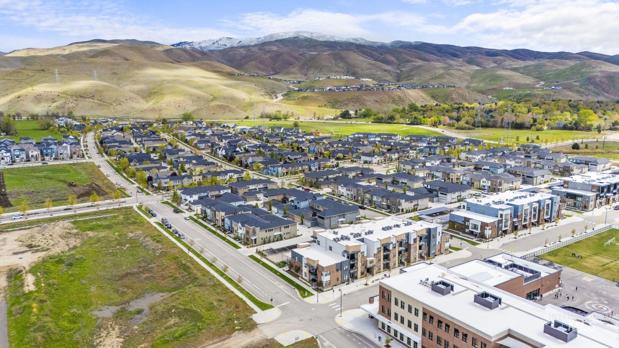 4184 E Haystack St, Boise, Idaho 83716, 2 Bedrooms, 2 Bathrooms, Residential For Sale, Price $509,000, 98983524