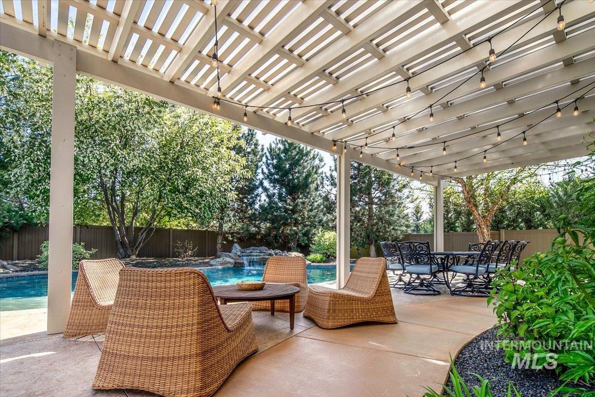 1923 E Golden Oak Ct, Meridian, Idaho 83646, 5 Bedrooms, 3.5 Bathrooms, Residential For Sale, Price $1,760,000, 98983525