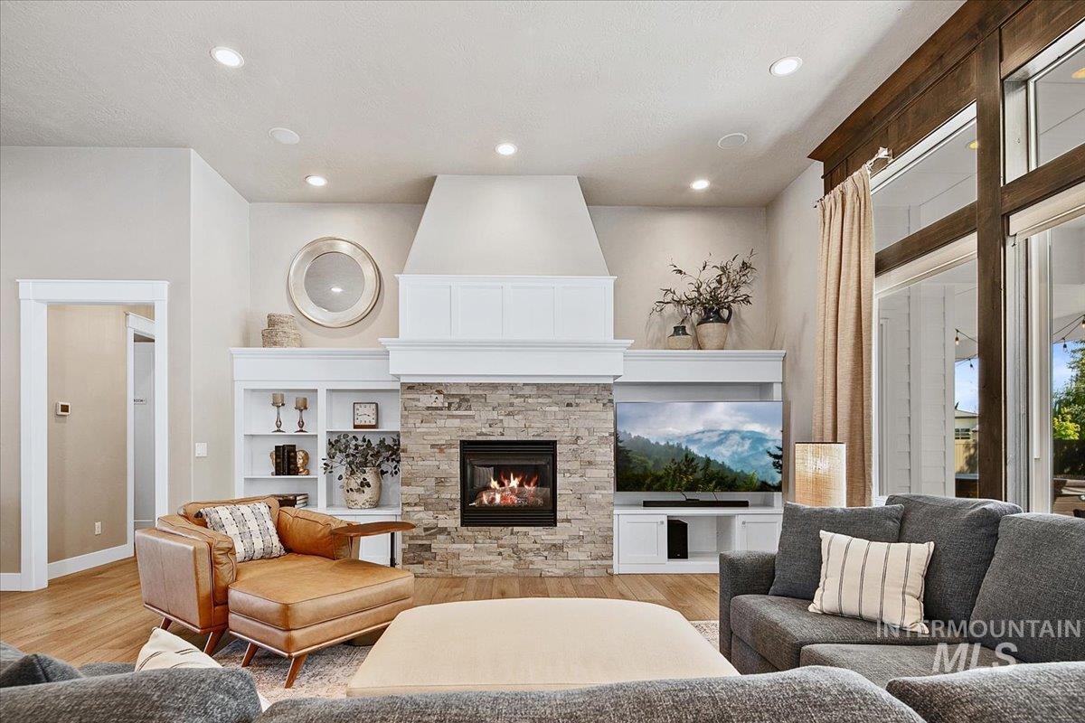 1923 E Golden Oak Ct, Meridian, Idaho 83646, 5 Bedrooms, 3.5 Bathrooms, Residential For Sale, Price $1,760,000, 98983525