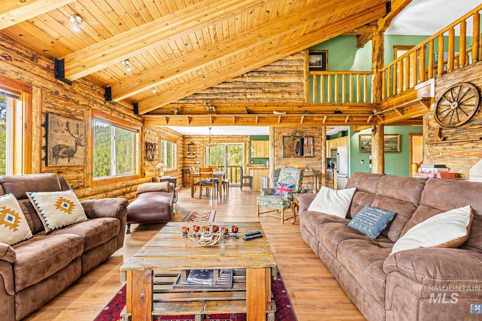 9 Conifer Circle, Boise, Idaho 83716, 5 Bedrooms, 2 Bathrooms, Residential For Sale, Price $950,000,MLS 98983528