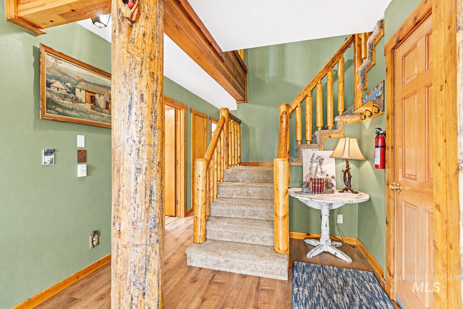 9 Conifer Circle, Boise, Idaho 83716, 5 Bedrooms, 2 Bathrooms, Residential For Sale, Price $950,000,MLS 98983528