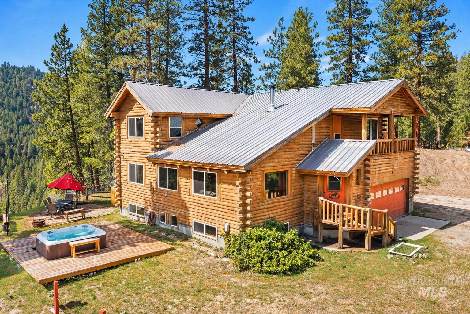 9 Conifer Circle, Boise, Idaho 83716, 5 Bedrooms, 2 Bathrooms, Residential For Sale, Price $950,000,MLS 98983528