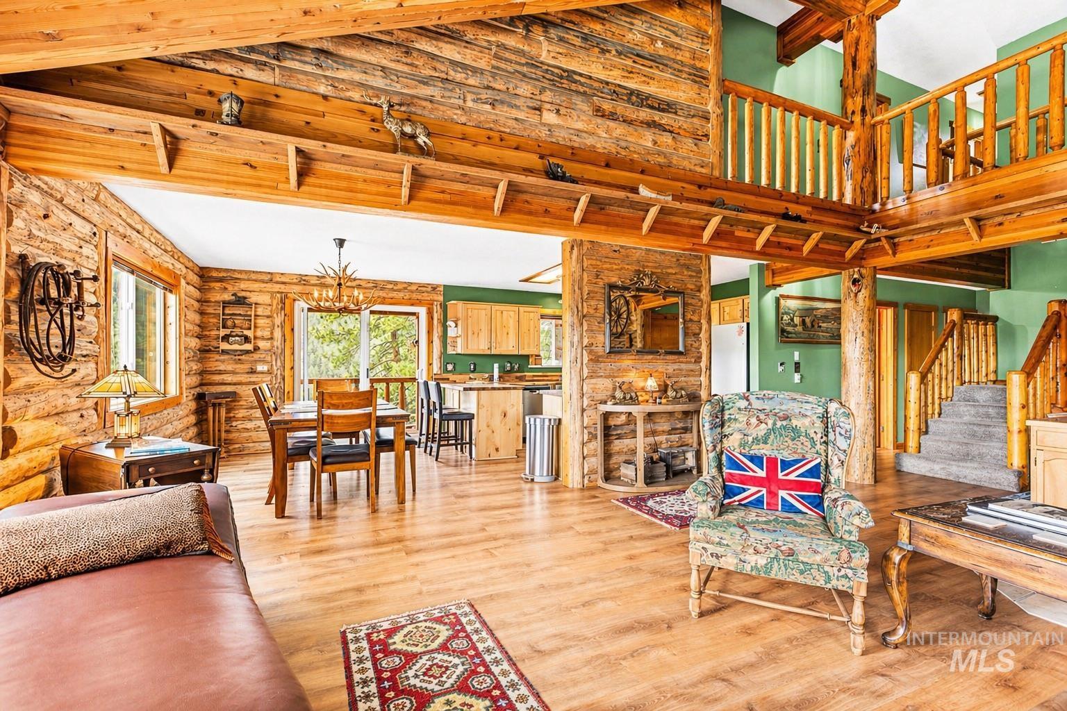 9 Conifer Circle, Boise, Idaho 83716, 5 Bedrooms, 2 Bathrooms, Residential For Sale, Price $950,000,MLS 98983528