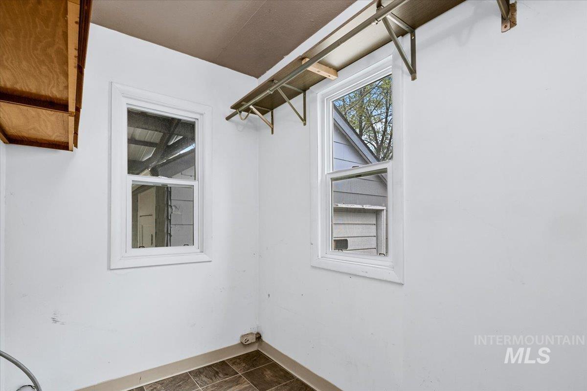 6514 W Post St, Boise, Idaho 83704, 2 Bedrooms, 1 Bathroom, Residential For Sale, Price $349,000, 98983529