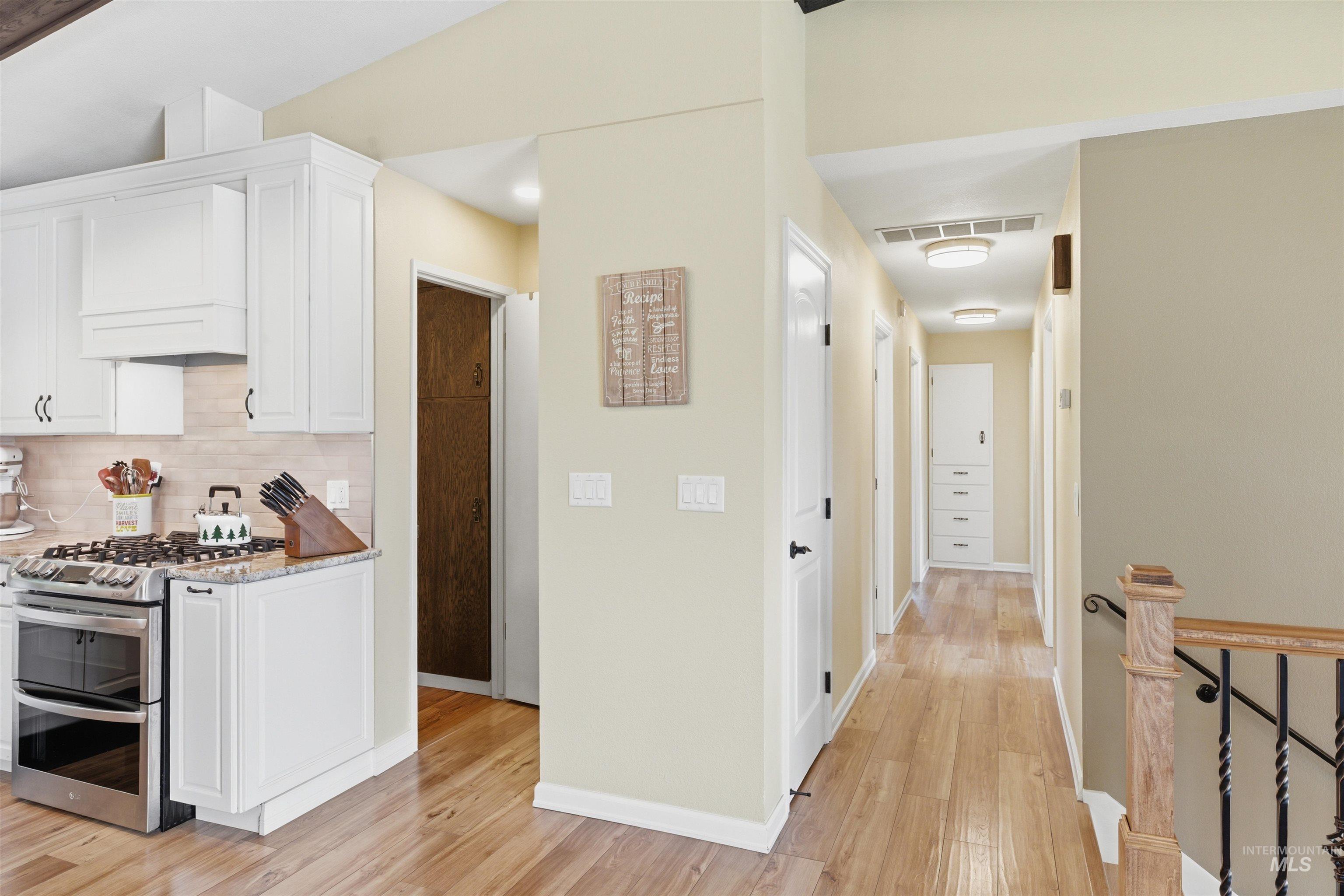 1205 Ponderosa Drive, Moscow, Idaho 83843, 4 Bedrooms, 3 Bathrooms, Residential For Sale, Price $600,000,MLS 98983530