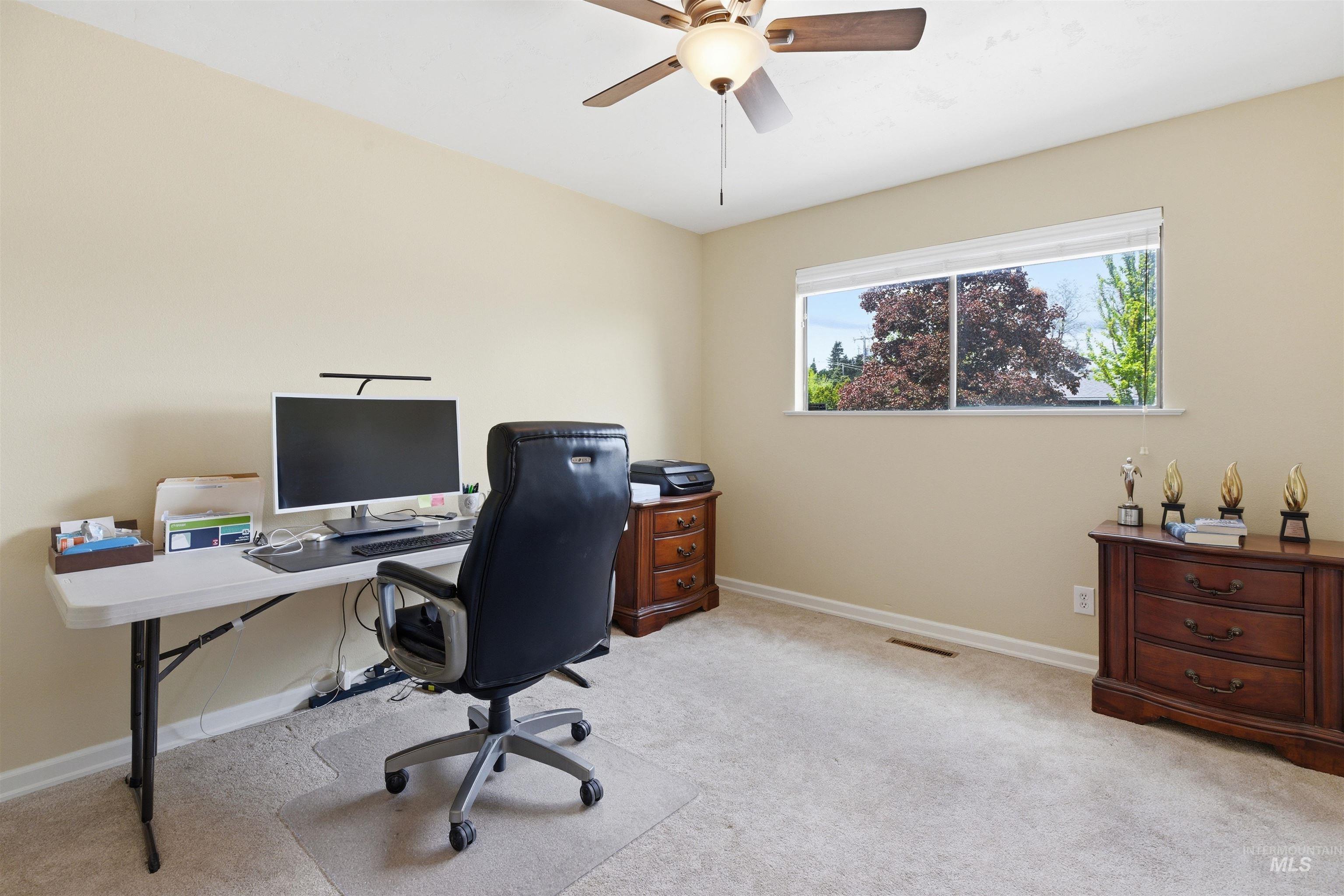 1205 Ponderosa Drive, Moscow, Idaho 83843, 4 Bedrooms, 3 Bathrooms, Residential For Sale, Price $600,000,MLS 98983530