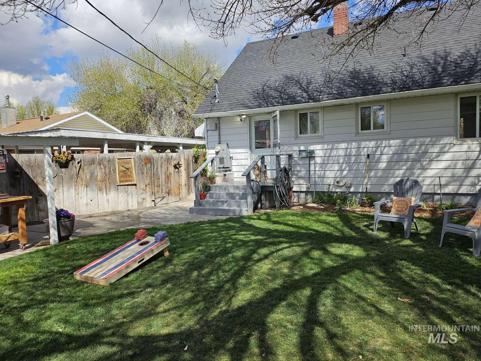 2026 11Th Ave, Twin Falls, Idaho 83301, 4 Bedrooms, 2 Bathrooms, Residential For Sale, Price $339,000, 98983533