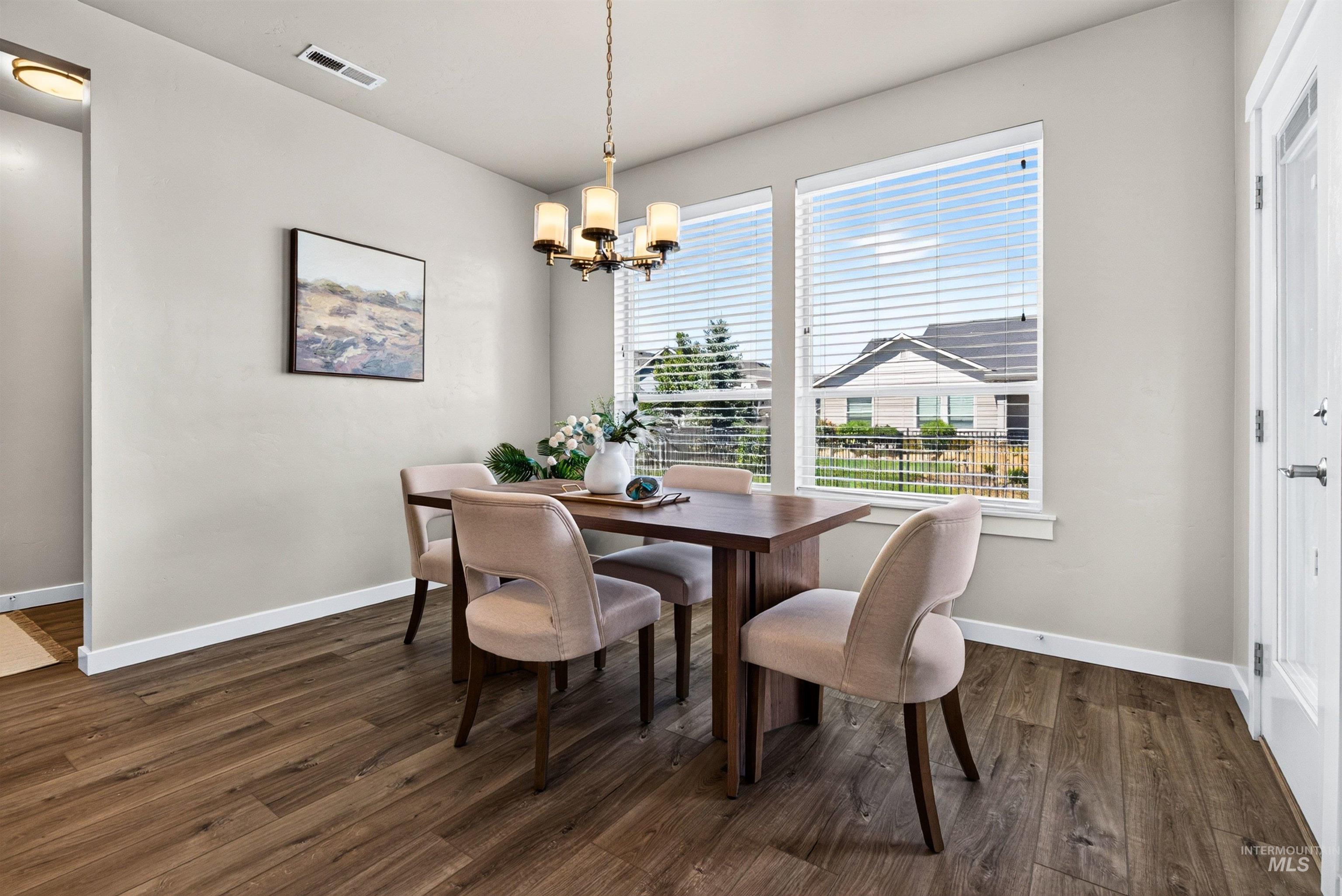 4102 W Spring House Drive, Eagle, Idaho 83616, 4 Bedrooms, 2.5 Bathrooms, Residential For Sale, Price $644,000,MLS 98983534