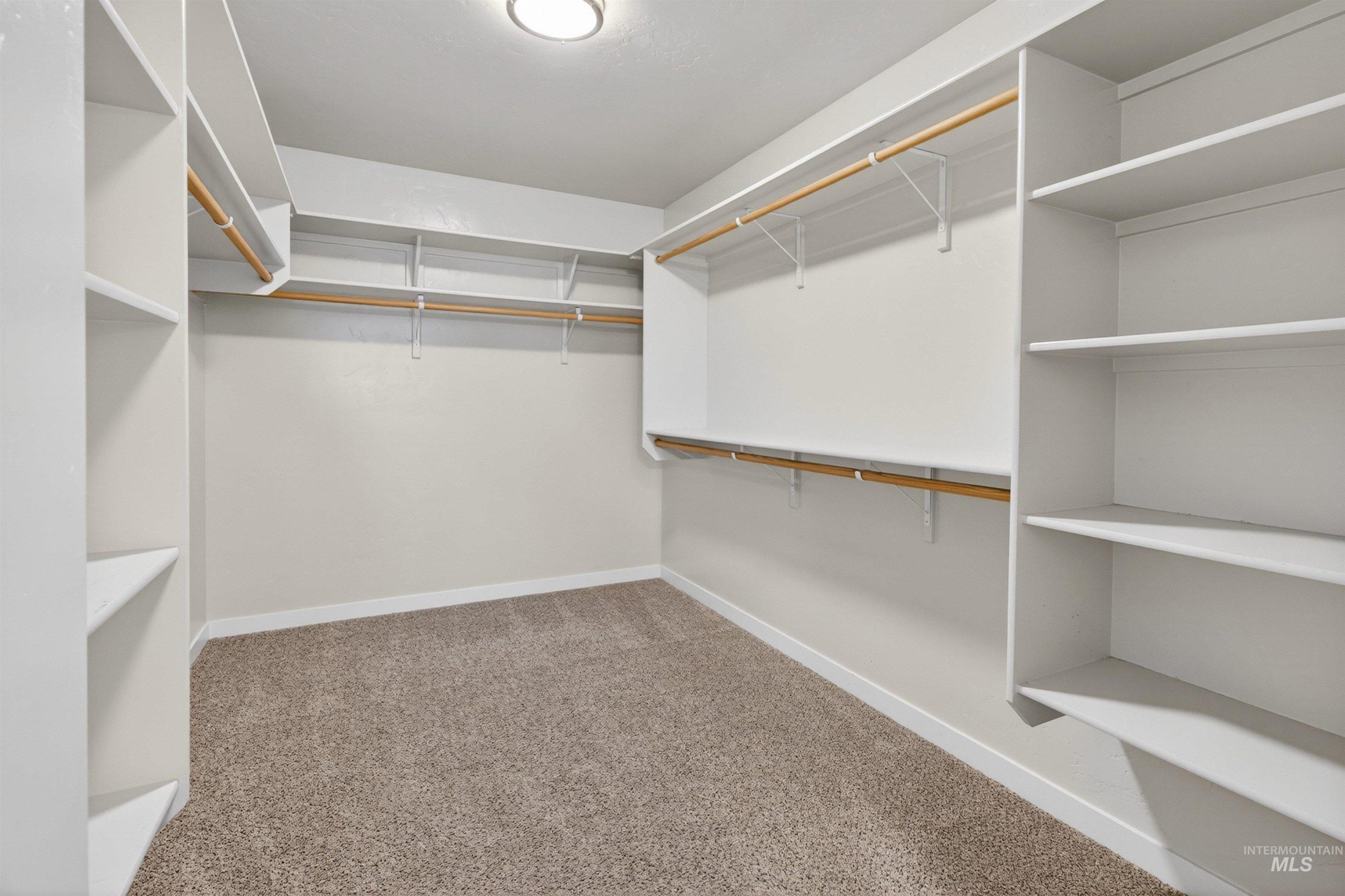 4102 W Spring House Drive, Eagle, Idaho 83616, 5 Bedrooms, 2.5 Bathrooms, Residential For Sale, Price $665,000, 98983534