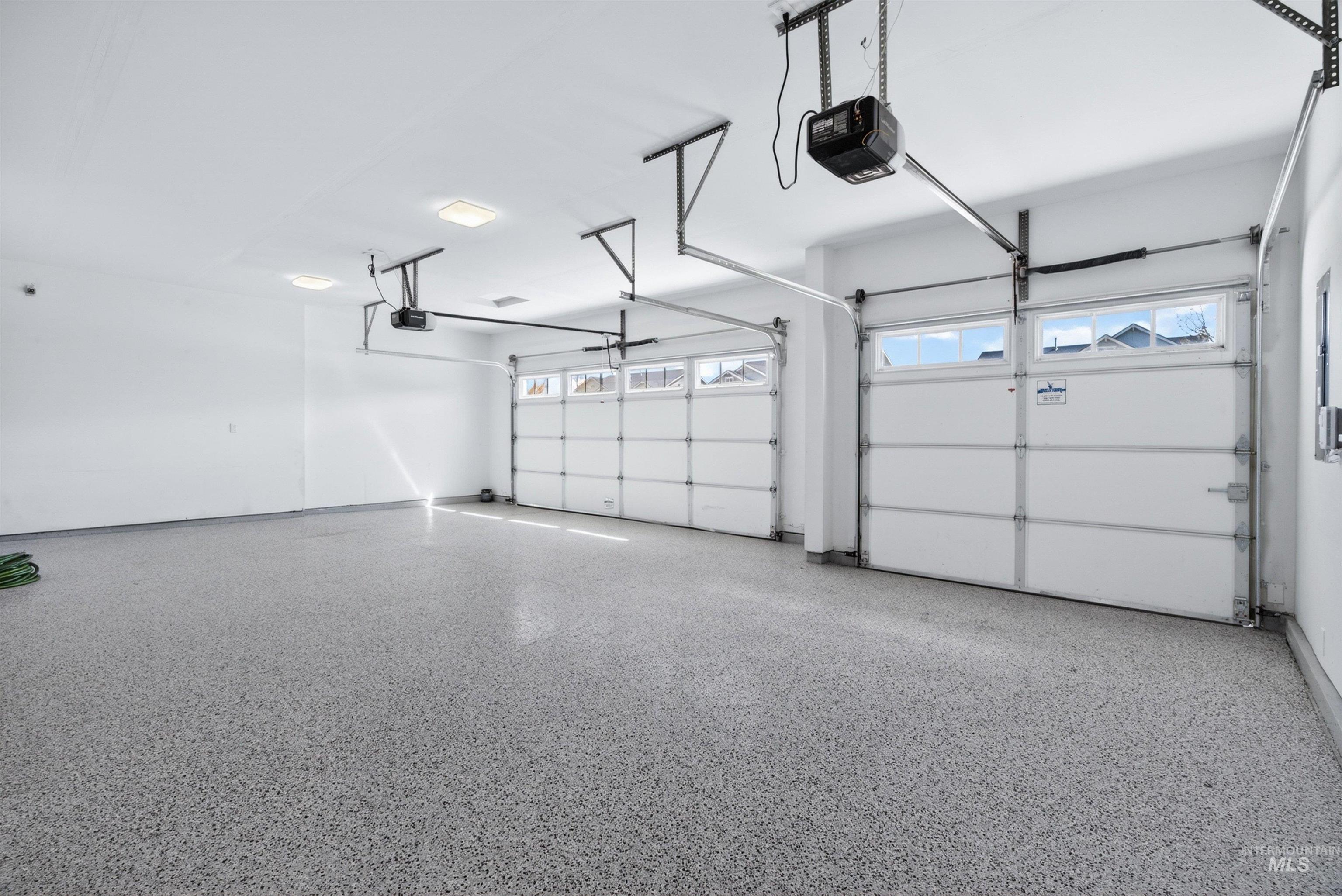 4102 W Spring House Drive, Eagle, Idaho 83616, 5 Bedrooms, 2.5 Bathrooms, Residential For Sale, Price $665,000, 98983534