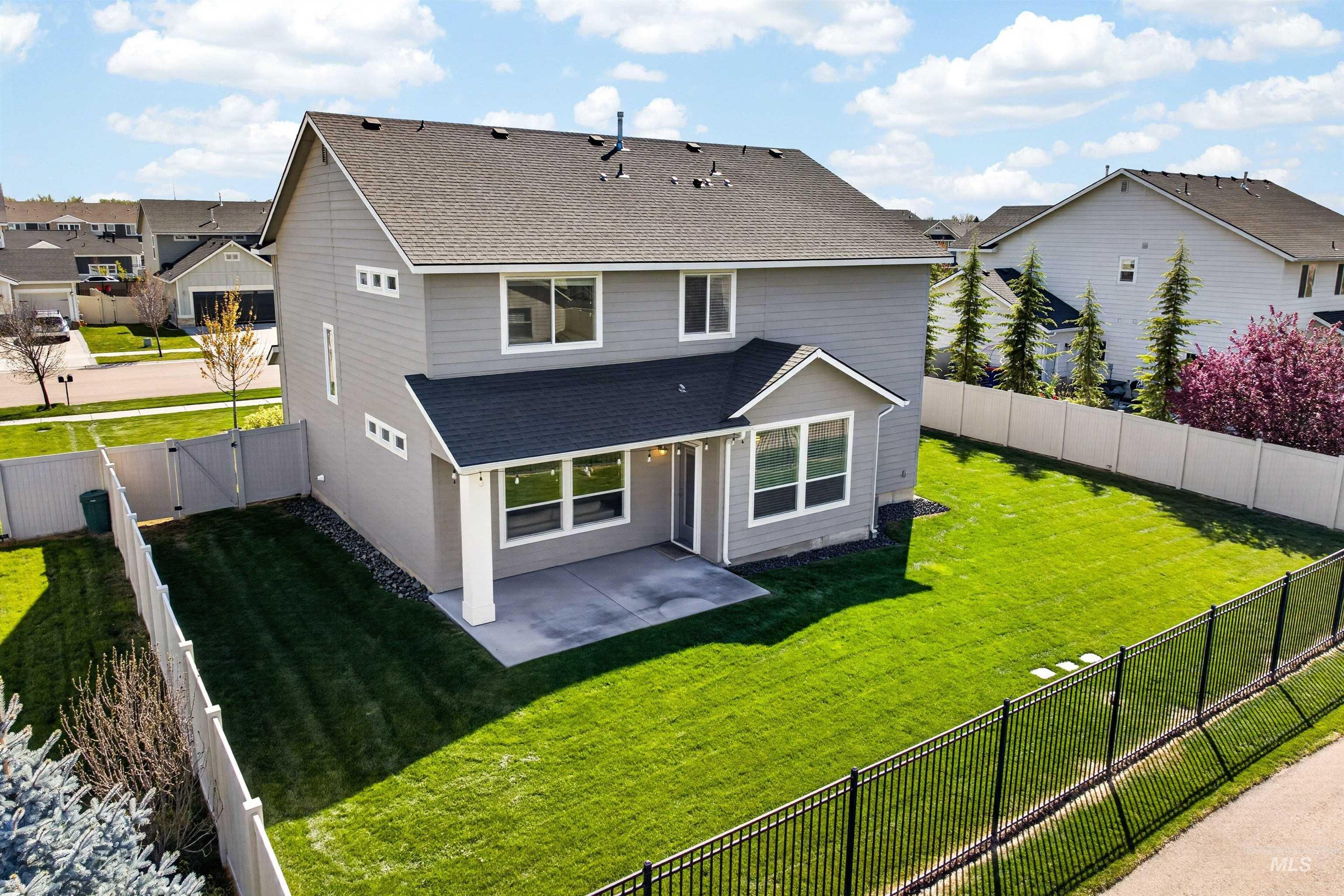 4102 W Spring House Drive, Eagle, Idaho 83616, 5 Bedrooms, 2.5 Bathrooms, Residential For Sale, Price $665,000, 98983534