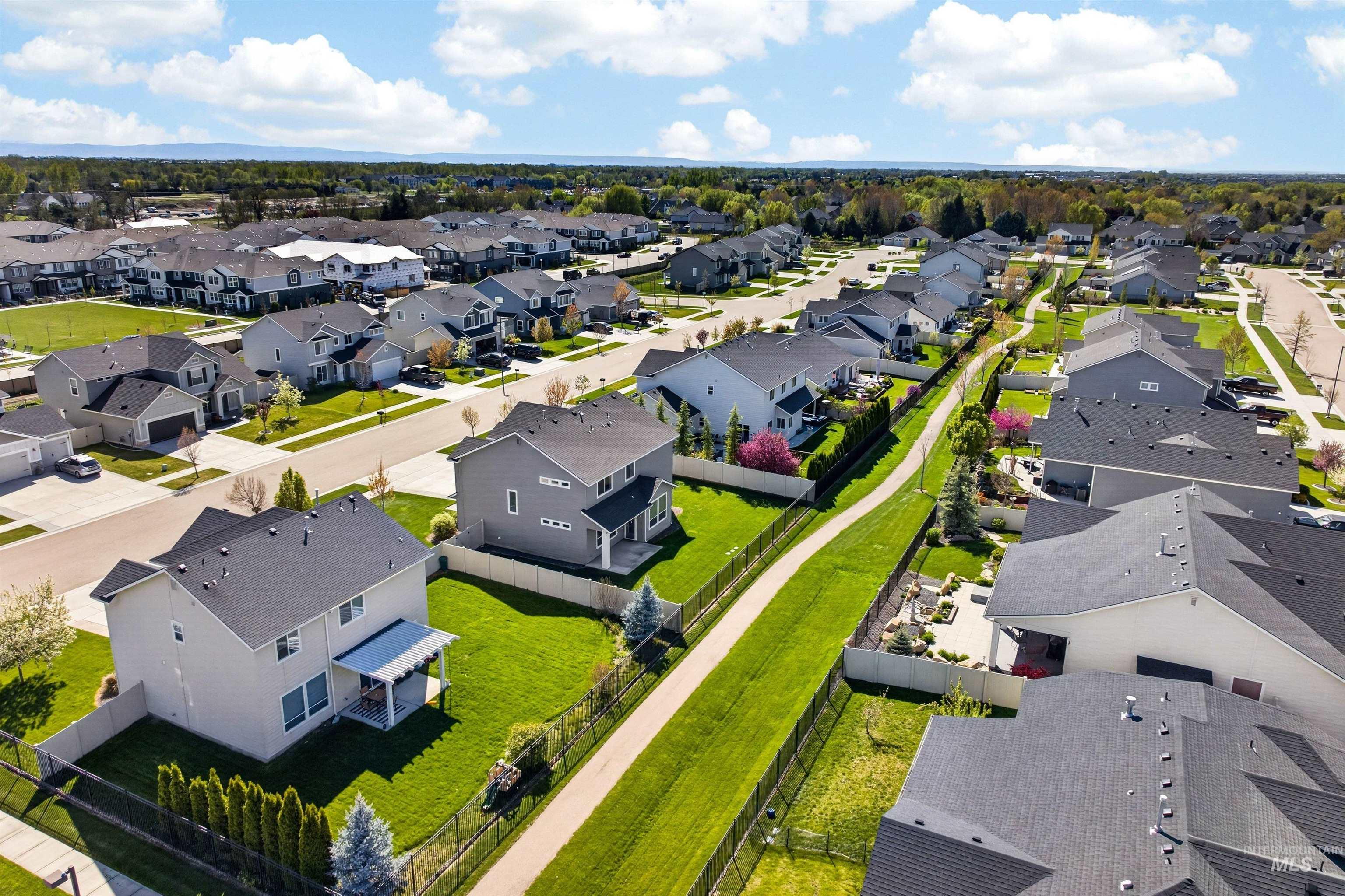 4102 W Spring House Drive, Eagle, Idaho 83616, 5 Bedrooms, 2.5 Bathrooms, Residential For Sale, Price $665,000, 98983534