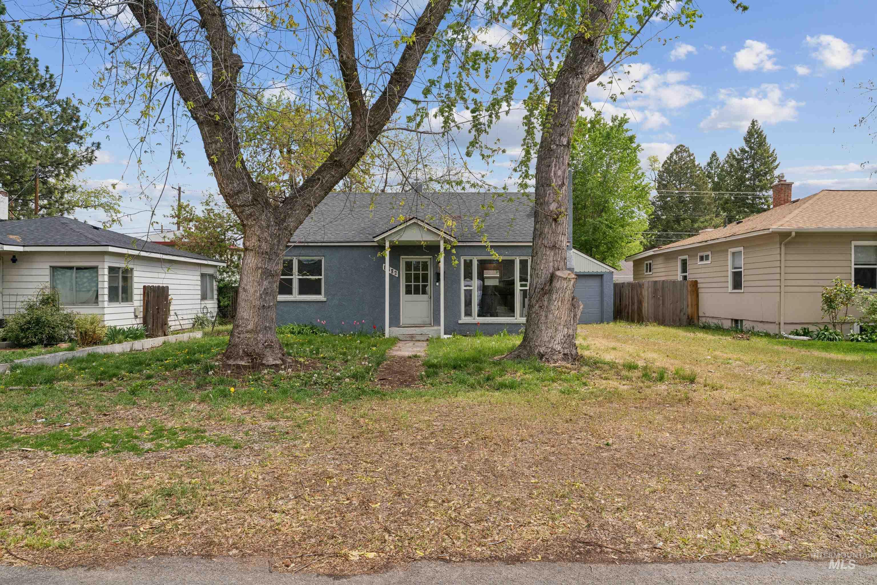 1706 S Pacific St, Boise, Idaho 83705, 2 Bedrooms, 1 Bathroom, Residential For Sale, Price $325,000, 98983535