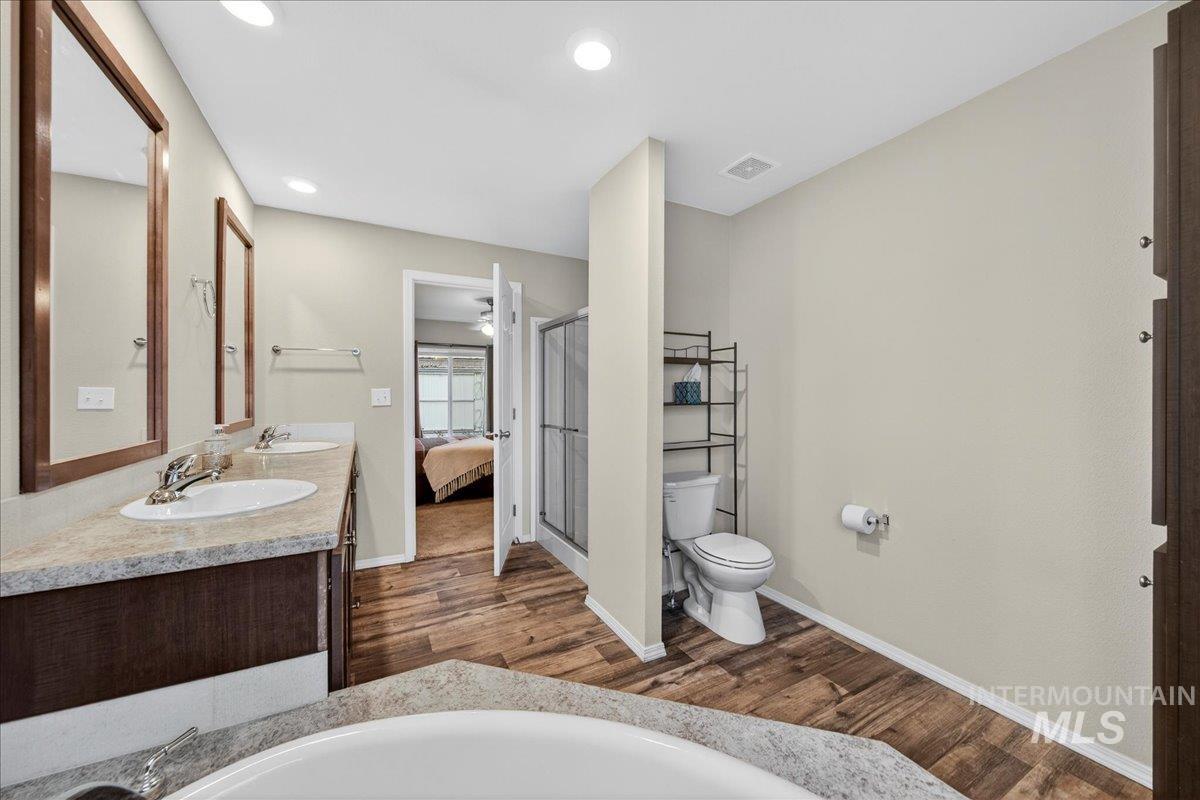 5692 N Confederate Lane, Boise, Idaho 83714, 3 Bedrooms, 2 Bathrooms, Residential For Sale, Price $189,000, 98983536