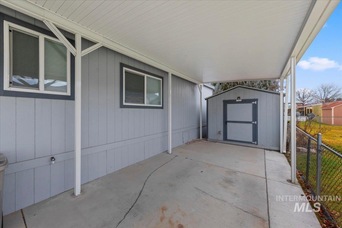 5692 N Confederate Lane, Boise, Idaho 83714, 3 Bedrooms, 2 Bathrooms, Residential For Sale, Price $189,000, 98983536