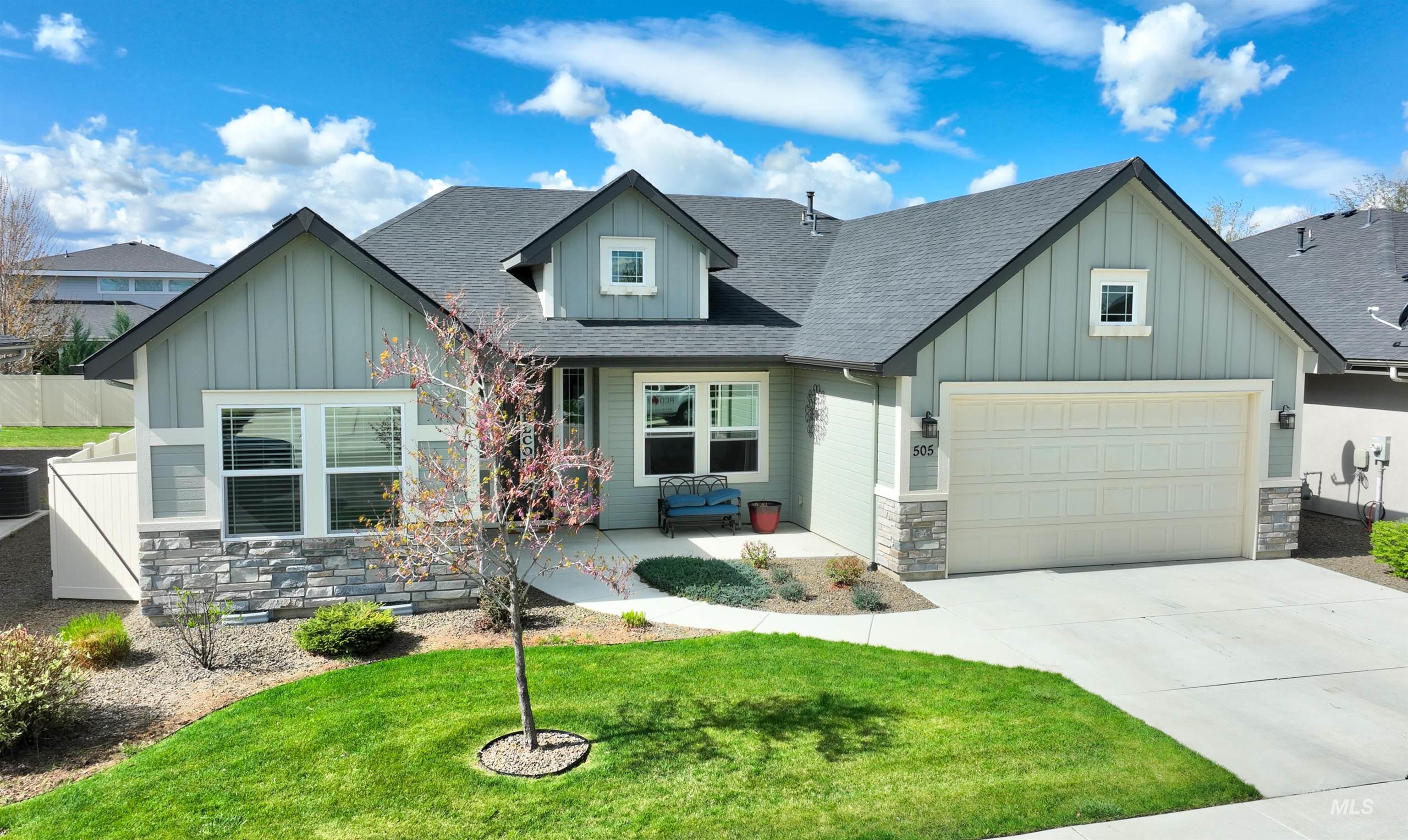 505 E Pascua, Kuna, Idaho 83634, 4 Bedrooms, 2 Bathrooms, Residential For Sale, Price $599,997,MLS 98983538