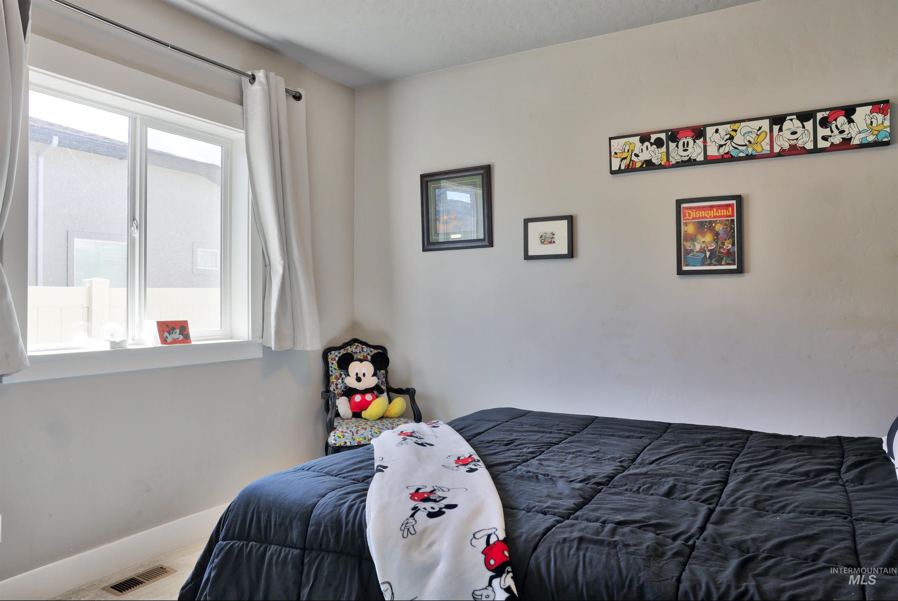 505 E Pascua, Kuna, Idaho 83634, 4 Bedrooms, 2 Bathrooms, Residential For Sale, Price $599,997,MLS 98983538