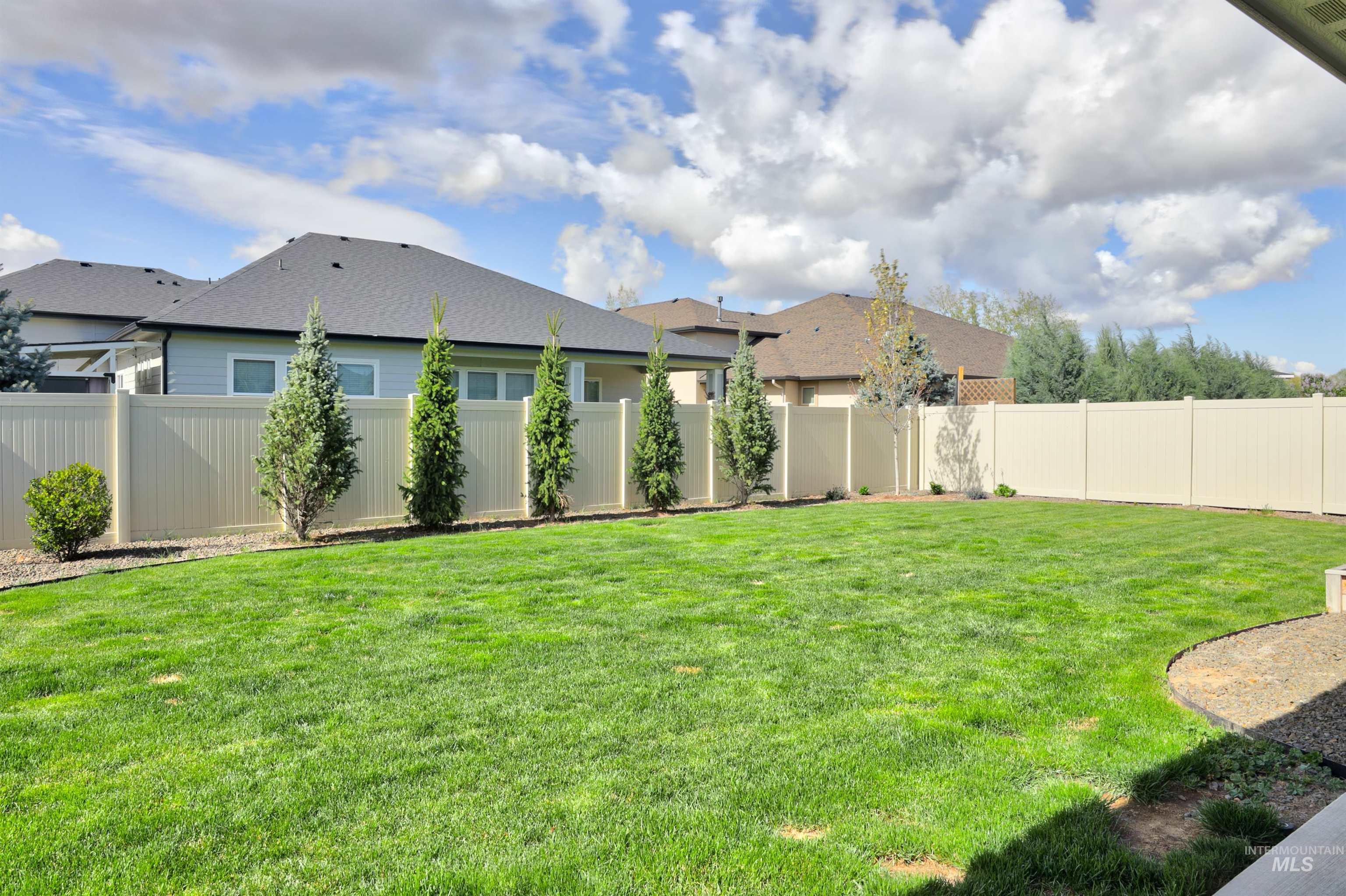 505 E Pascua, Kuna, Idaho 83634, 4 Bedrooms, 2 Bathrooms, Residential For Sale, Price $599,997,MLS 98983538