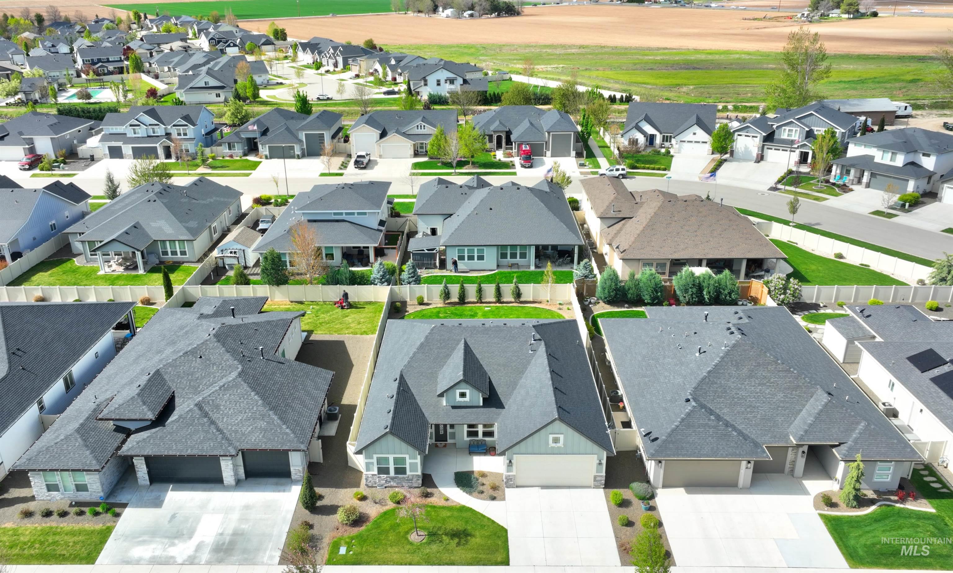 505 E Pascua, Kuna, Idaho 83634, 4 Bedrooms, 2 Bathrooms, Residential For Sale, Price $599,997,MLS 98983538