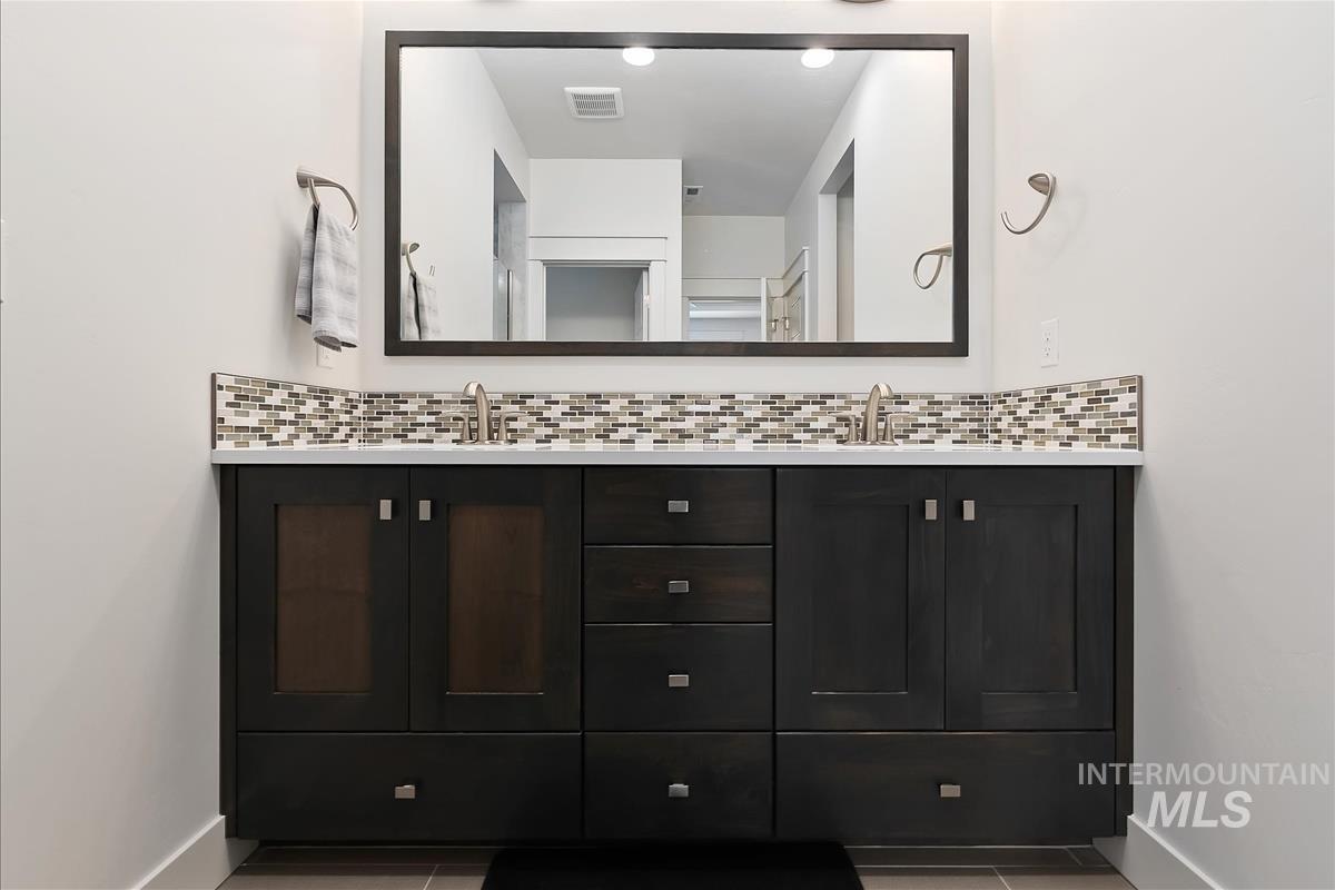 11661 N 23rd Ave, Boise, Idaho 83714, 3 Bedrooms, 3 Bathrooms, Residential For Sale, Price $699,000, 98983539