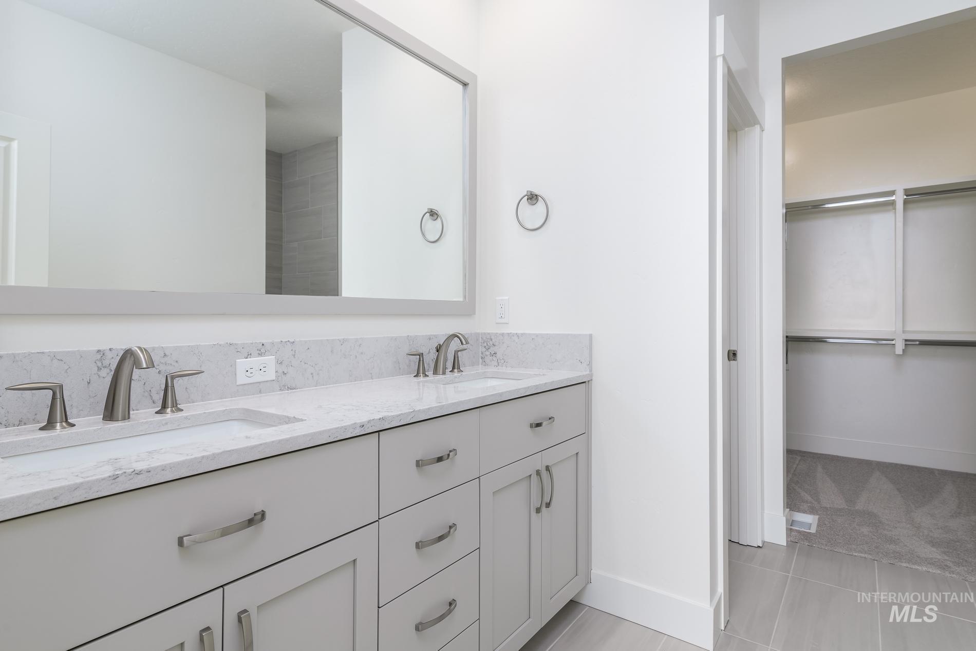 1420 N Buckskin Ave, Middleton, Idaho 83644, 3 Bedrooms, 2 Bathrooms, Residential For Sale, Price $485,995, 98983544