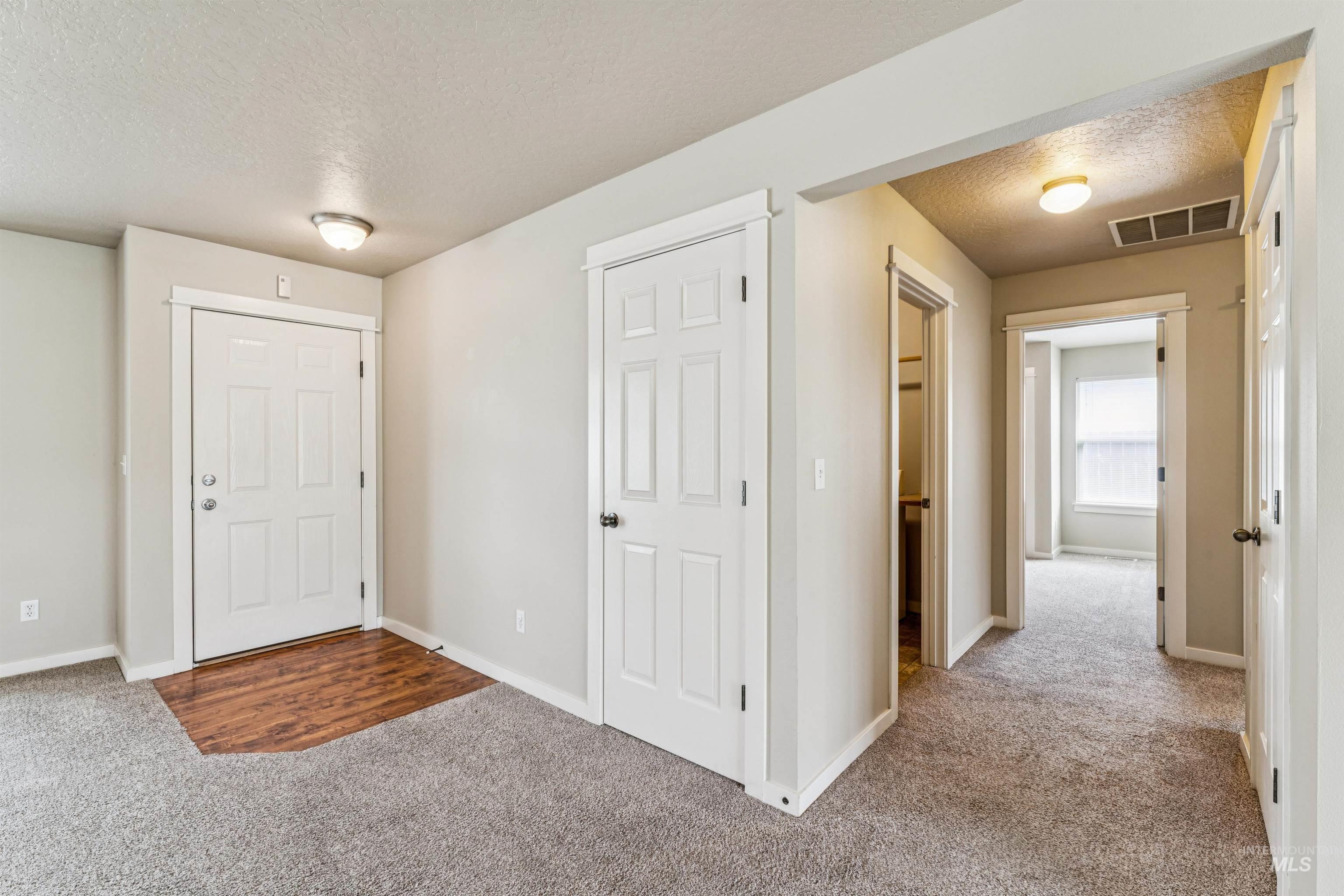 11427 W Silverview St., Boise, Idaho 83713, 3 Bedrooms, 2 Bathrooms, Residential For Sale, Price $399,900, 98983545