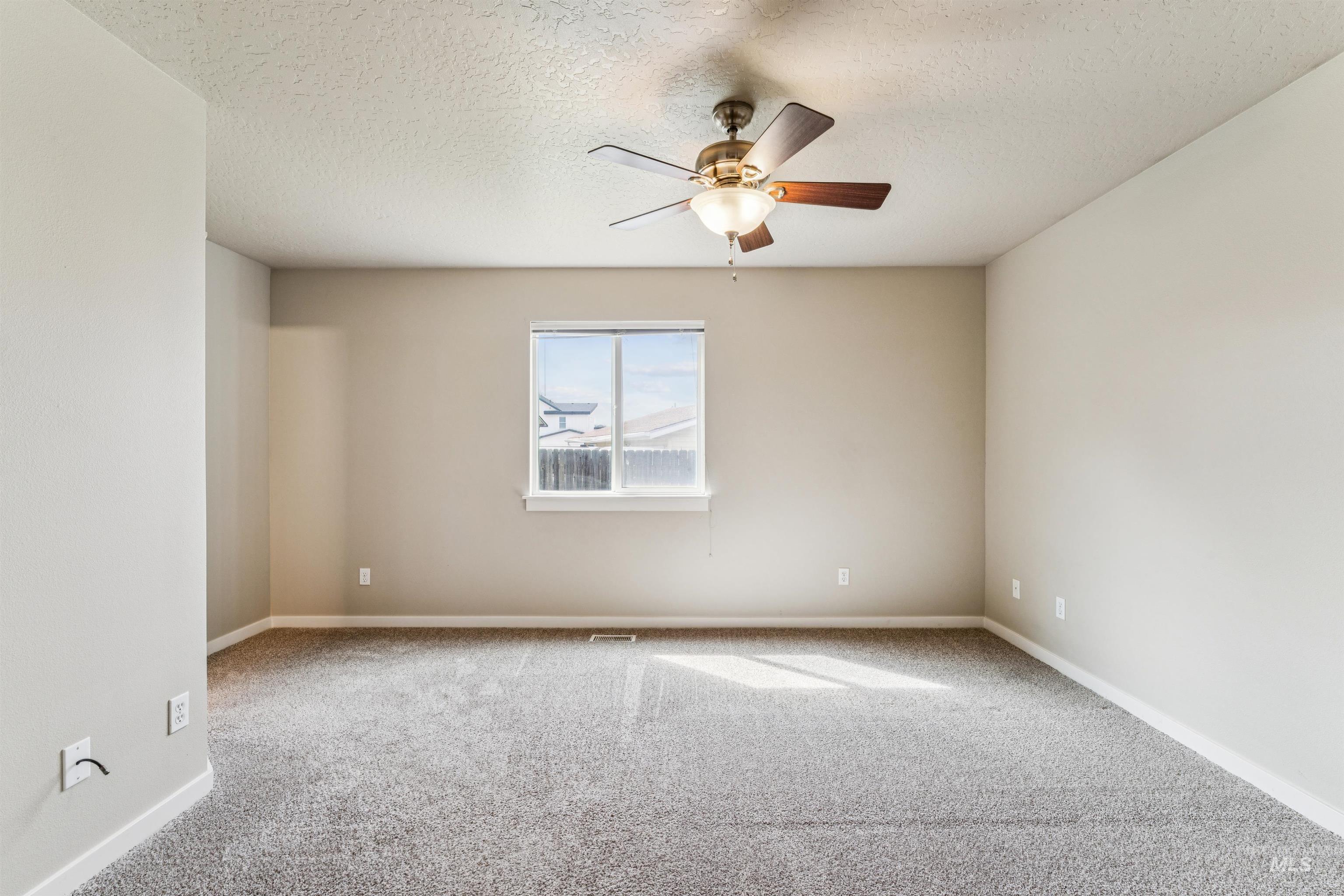 11427 W Silverview St., Boise, Idaho 83713, 3 Bedrooms, 2 Bathrooms, Residential For Sale, Price $399,900,MLS 98983545