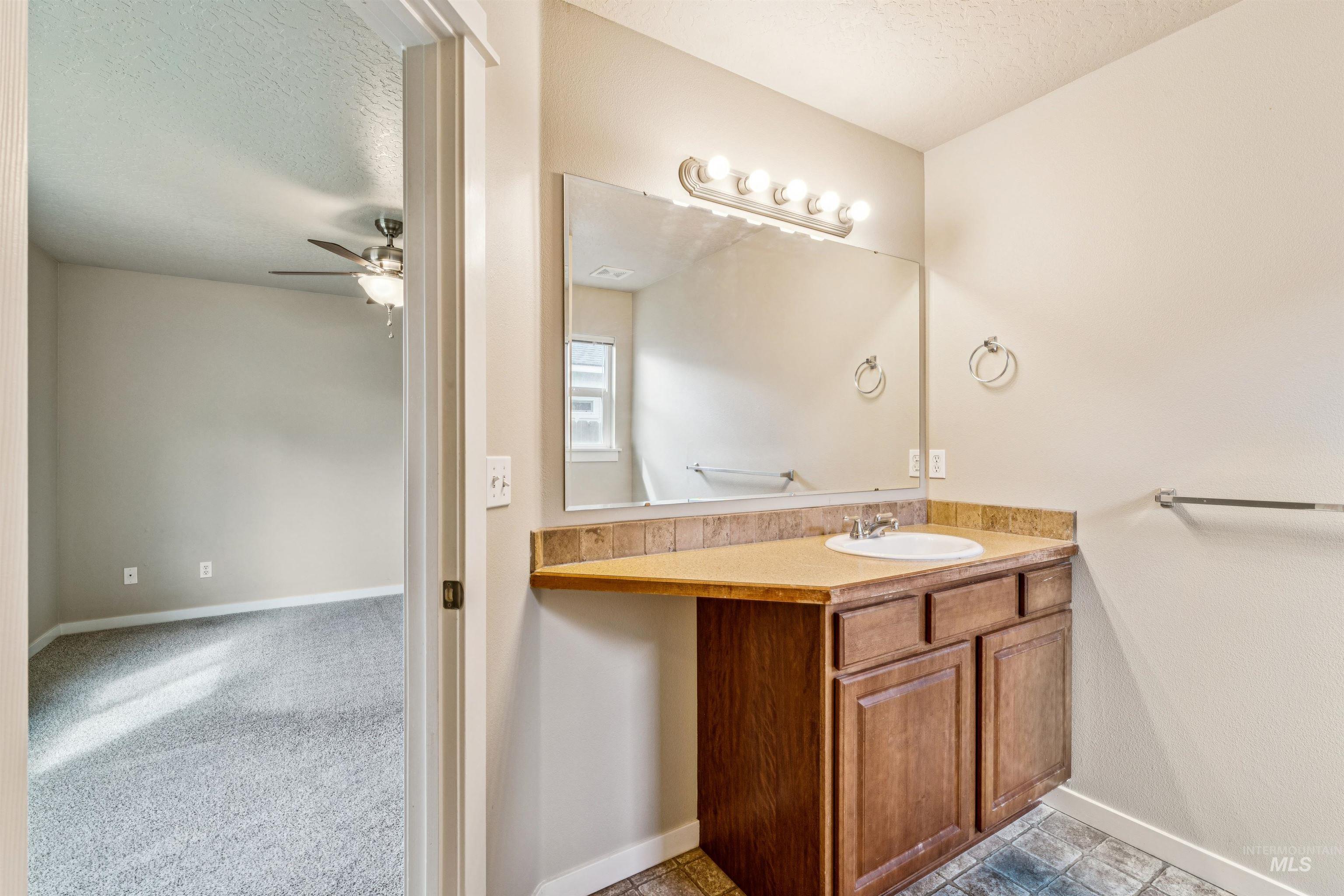 11427 W Silverview St., Boise, Idaho 83713, 3 Bedrooms, 2 Bathrooms, Residential For Sale, Price $399,900,MLS 98983545