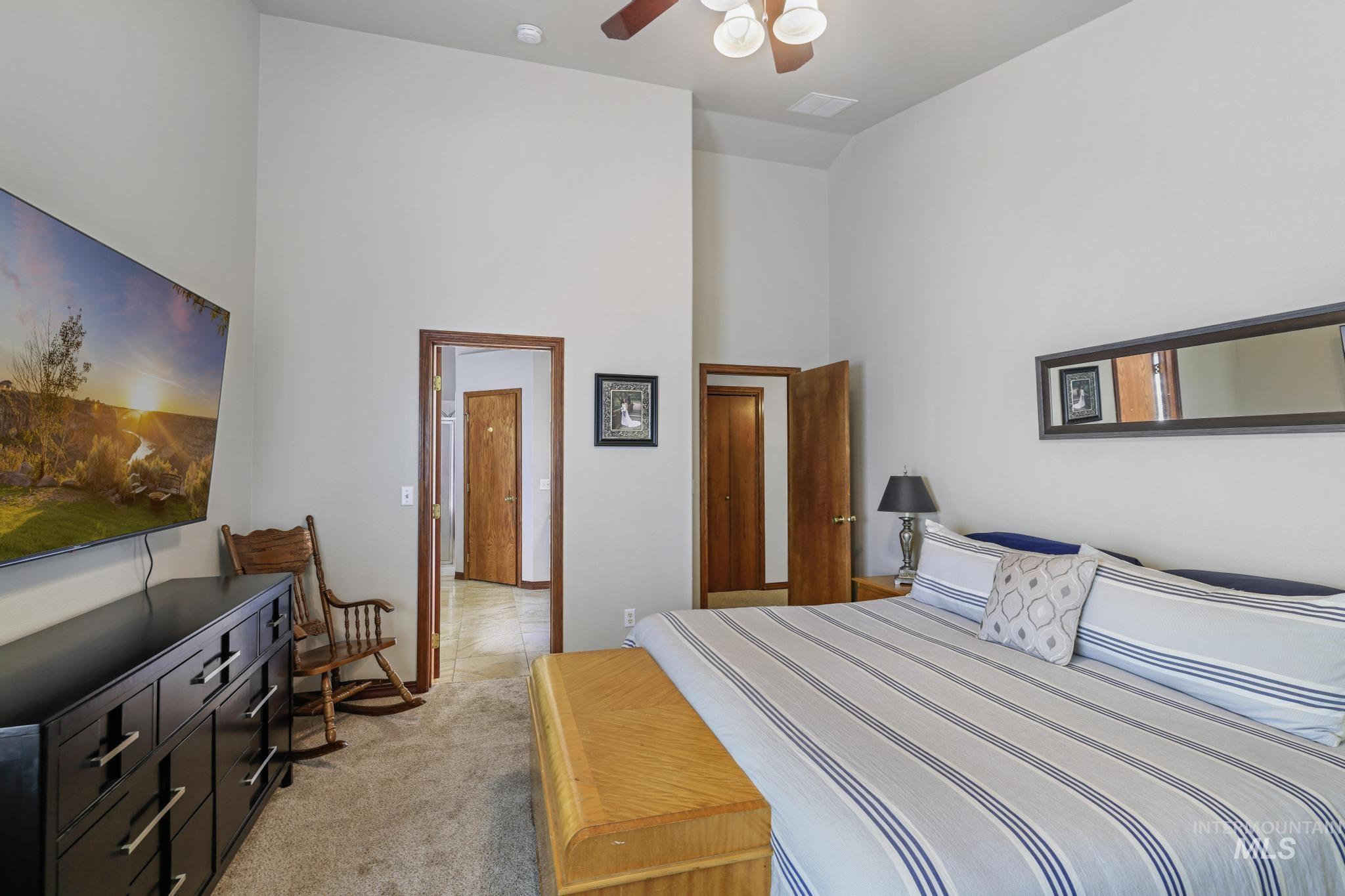 1558 Brookside Loop, Twin Falls, Idaho 83301-3470, 3 Bedrooms, 2 Bathrooms, Residential For Sale, Price $420,369,MLS 98983546