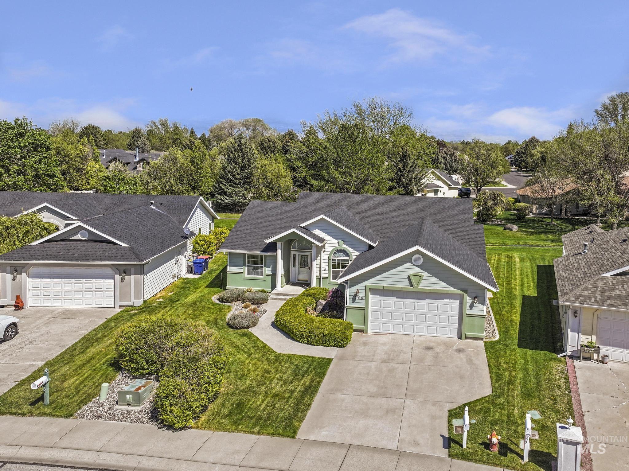 1558 Brookside Loop, Twin Falls, Idaho 83301-3470, 3 Bedrooms, 2 Bathrooms, Residential For Sale, Price $420,369,MLS 98983546