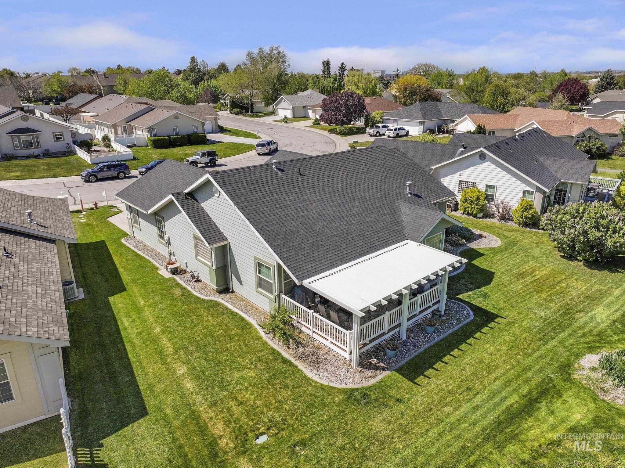 1558 Brookside Loop, Twin Falls, Idaho 83301-3470, 3 Bedrooms, 2 Bathrooms, Residential For Sale, Price $420,369,MLS 98983546