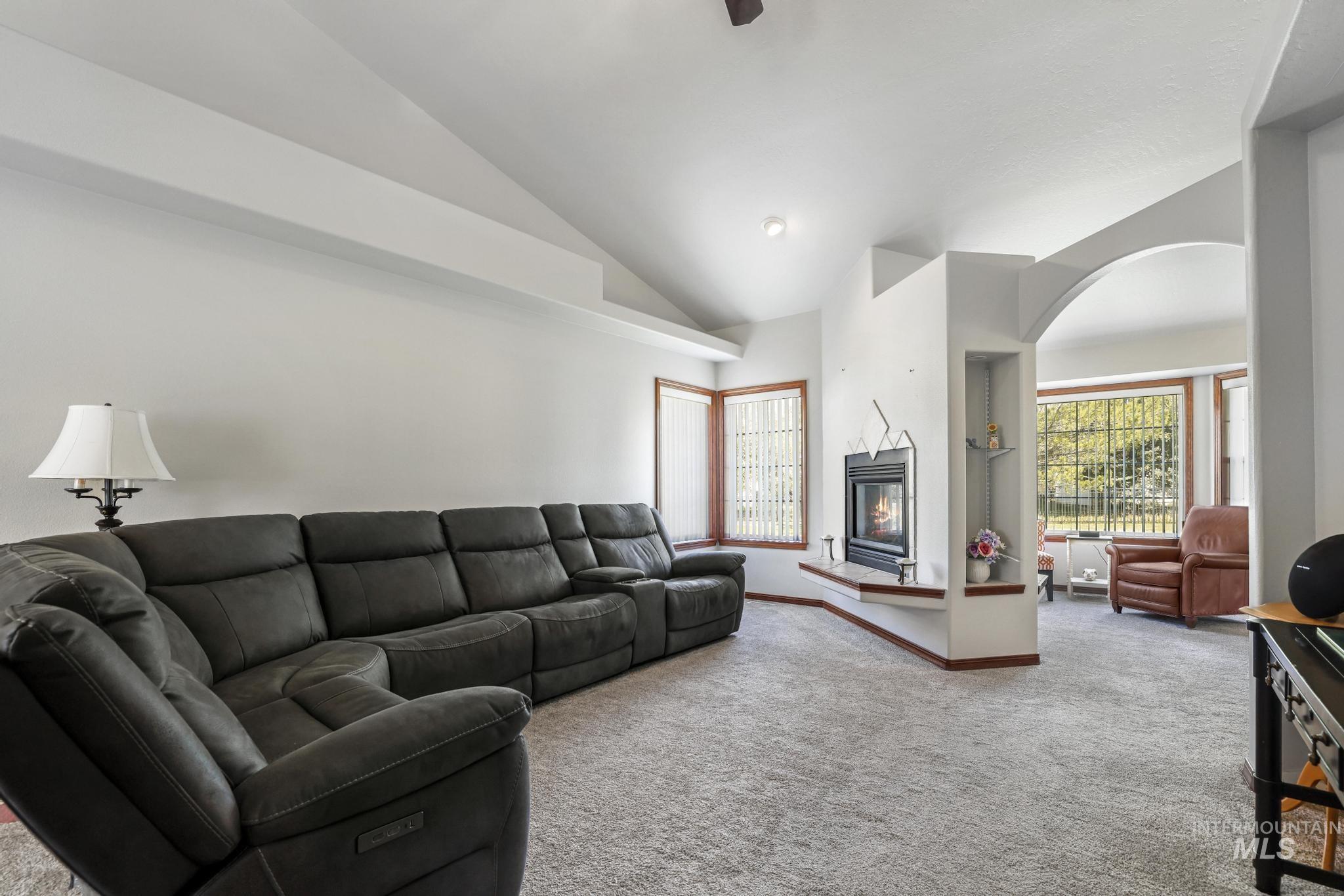 1558 Brookside Loop, Twin Falls, Idaho 83301-3470, 3 Bedrooms, 2 Bathrooms, Residential For Sale, Price $420,369,MLS 98983546