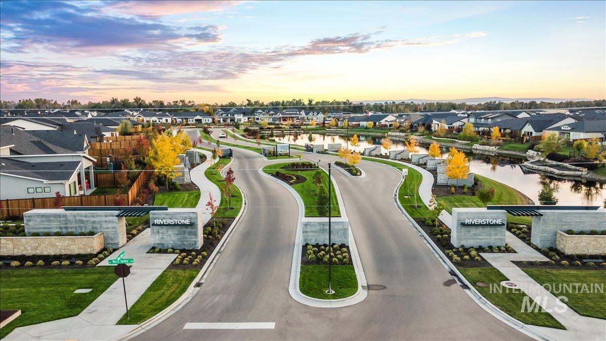 761 S Short Ln, Eagle, Idaho 83616, 4 Bedrooms, 3.5 Bathrooms, Residential For Sale, Price $1,295,000, 98983547