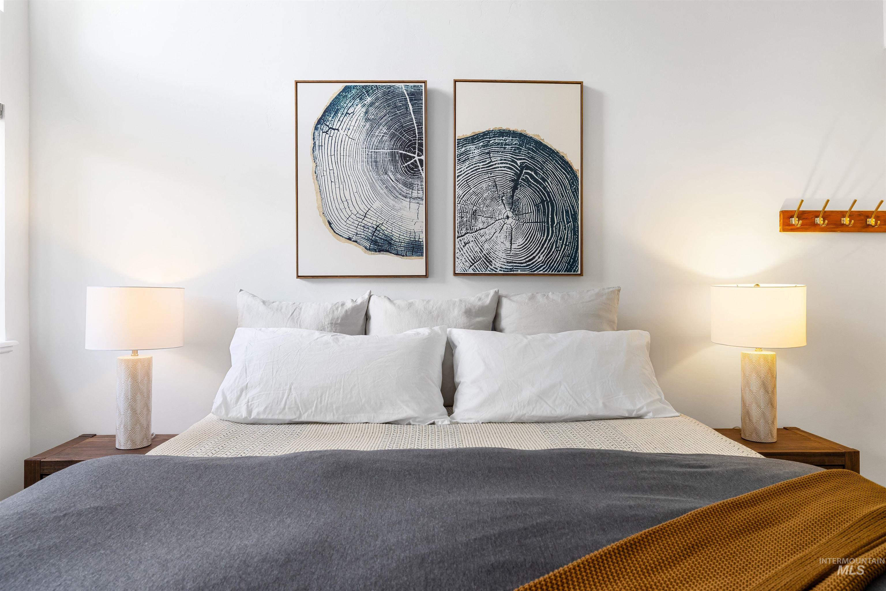 15 Buck Lane, Sun Valley, Idaho 83533, 2 Bedrooms, 2.5 Bathrooms, Residential For Sale, Price $1,495,000, 98983552