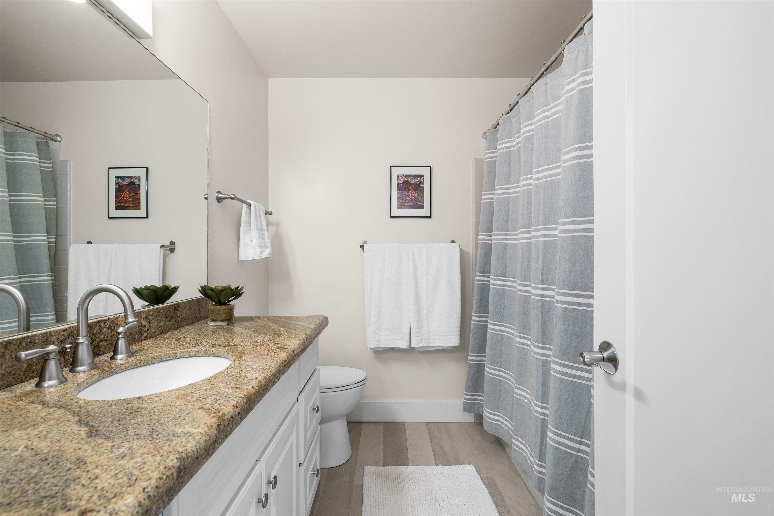 15 Buck Lane, Sun Valley, Idaho 83533, 2 Bedrooms, 2.5 Bathrooms, Residential For Sale, Price $1,495,000, 98983552