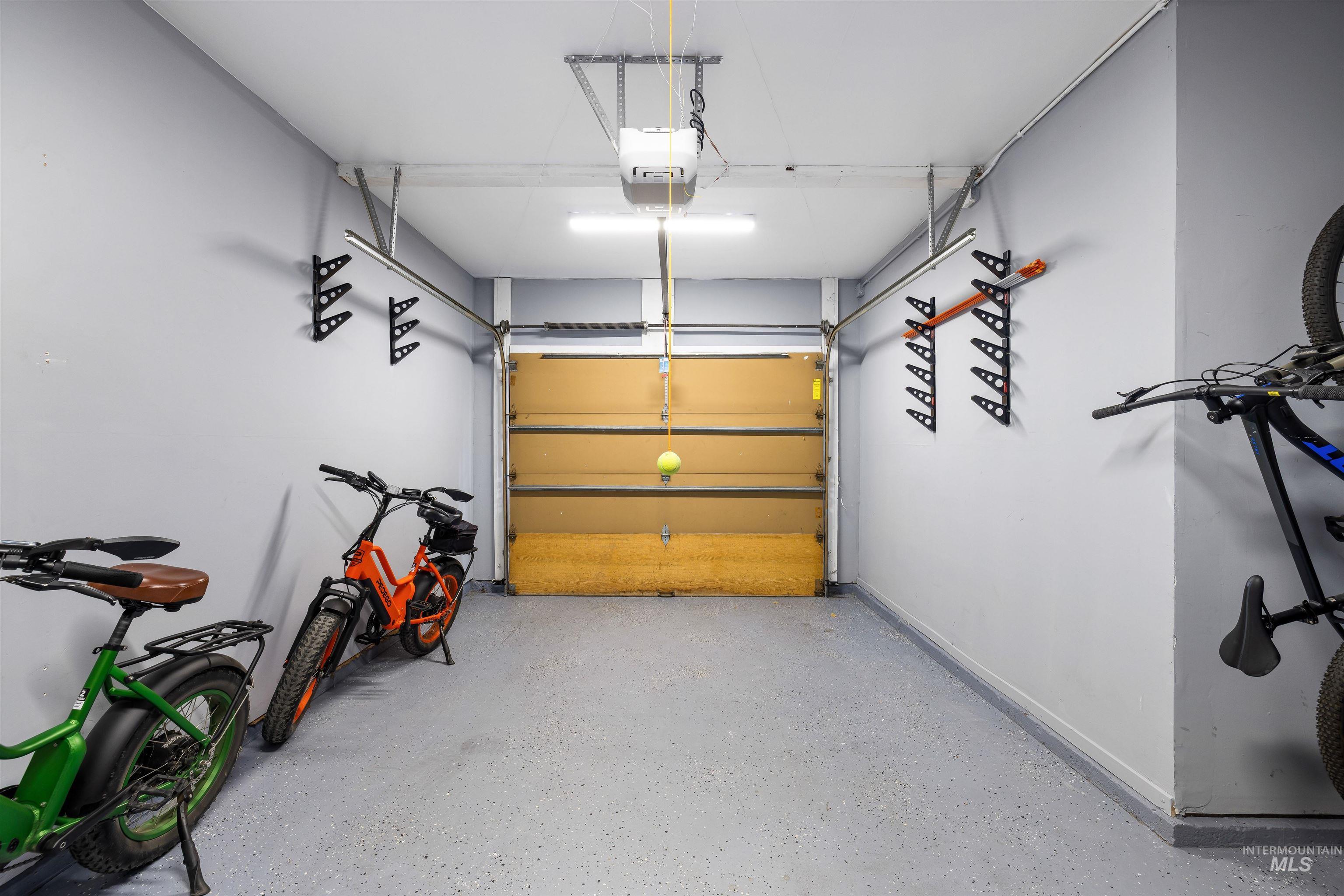 15 Buck Lane, Sun Valley, Idaho 83533, 2 Bedrooms, 2.5 Bathrooms, Residential For Sale, Price $1,495,000, 98983552