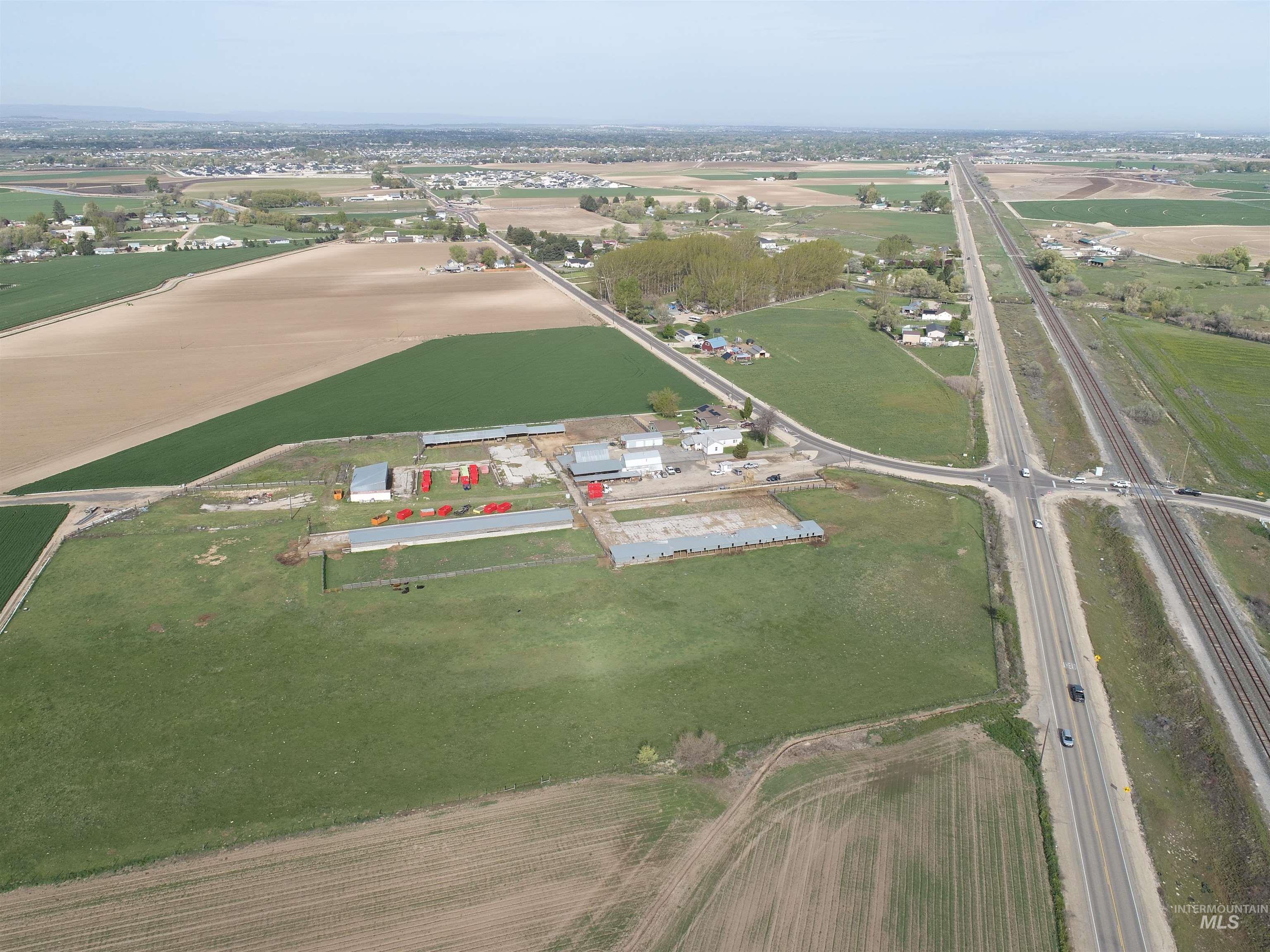 7305 E Locust Ln, Nampa, Idaho 83686, 4 Bedrooms, 2 Bathrooms, Farm & Ranch For Sale, Price $1,100,000,MLS 98983553