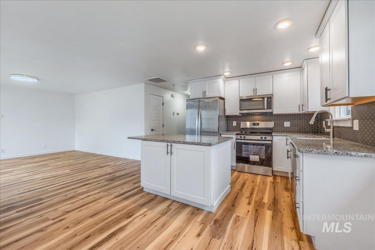 1600 W Wright St, Boise, Idaho 83705-4867, 3 Bedrooms, 1 Bathroom, Residential For Sale, Price $415,000,MLS 98983554