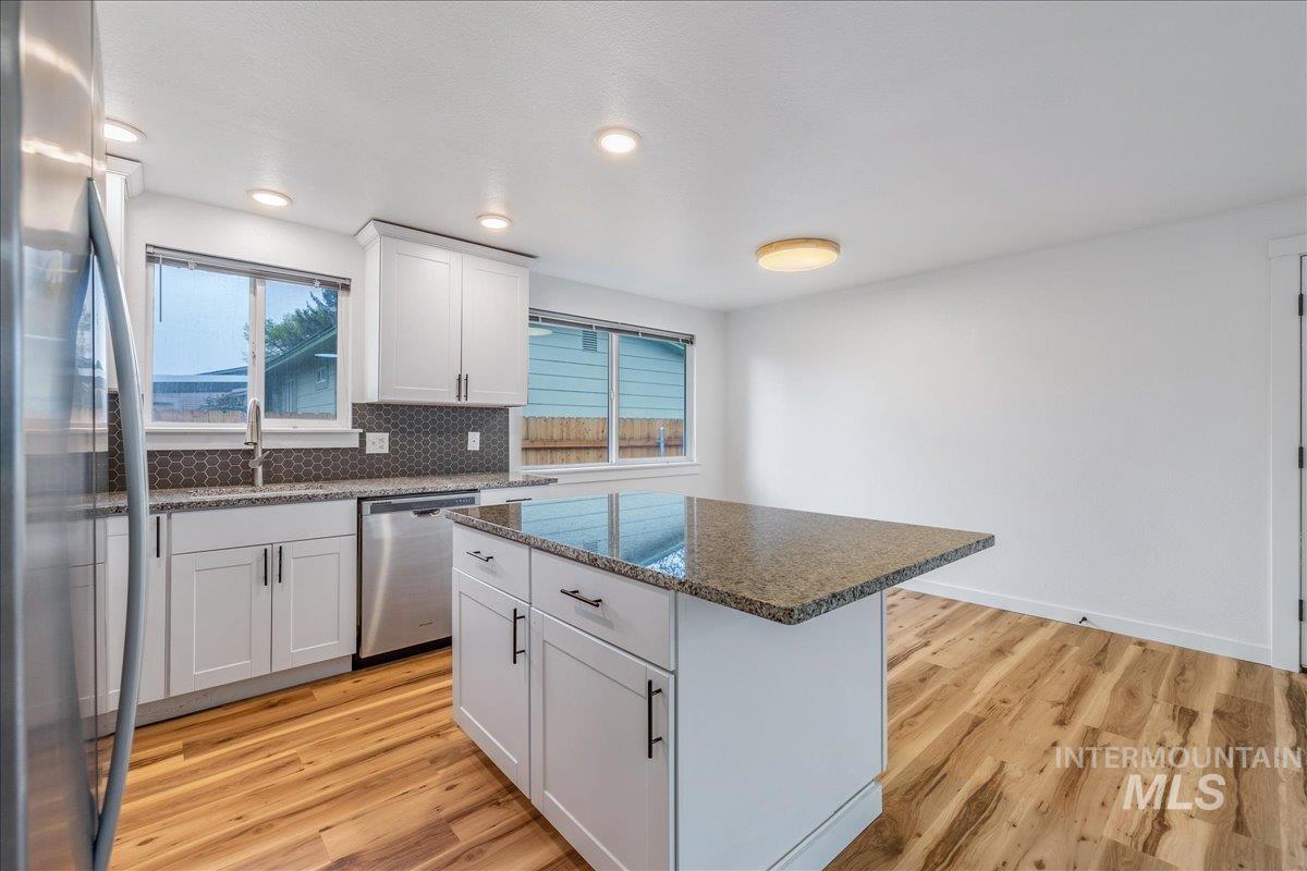 1600 W Wright St, Boise, Idaho 83705-4867, 3 Bedrooms, 1 Bathroom, Residential For Sale, Price $415,000,MLS 98983554