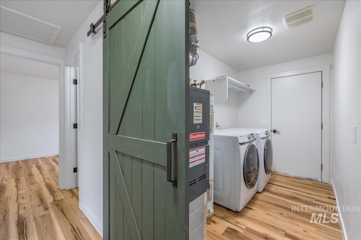 1600 W Wright St, Boise, Idaho 83705-4867, 3 Bedrooms, 1 Bathroom, Residential For Sale, Price $415,000,MLS 98983554