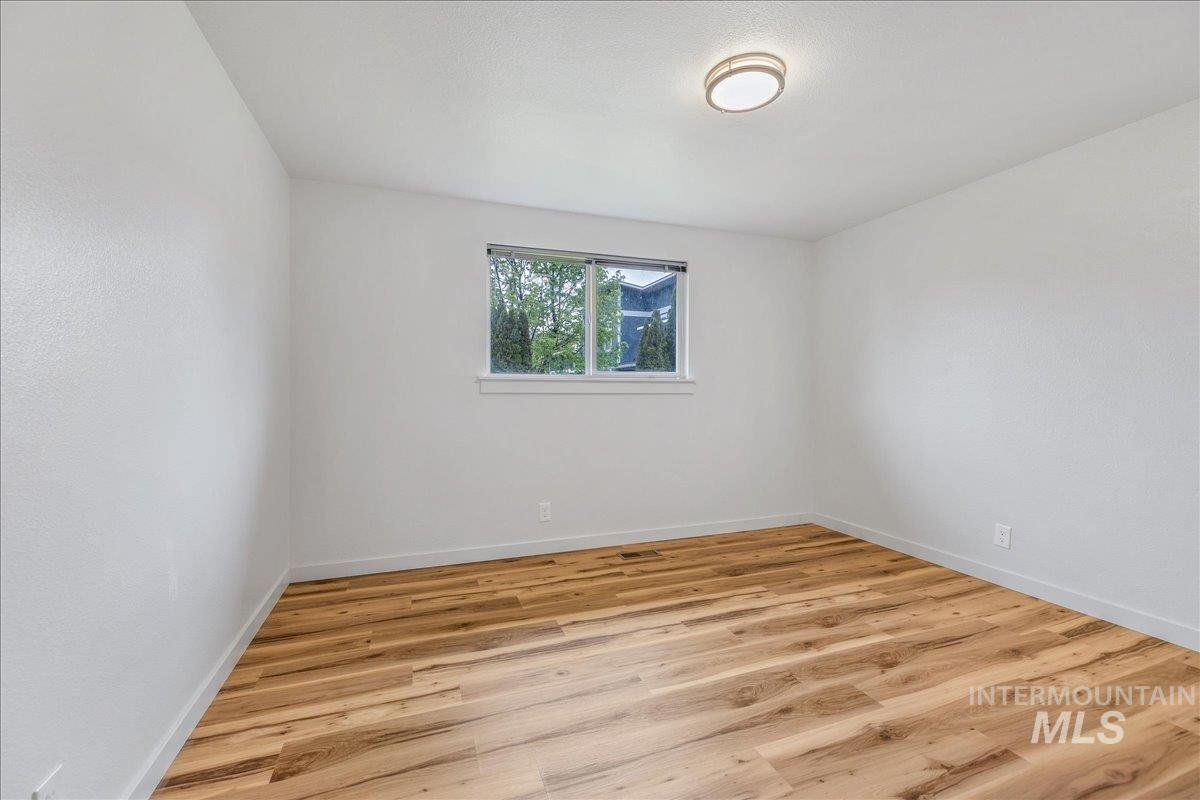 1600 W Wright St, Boise, Idaho 83705-4867, 3 Bedrooms, 1 Bathroom, Residential For Sale, Price $415,000,MLS 98983554