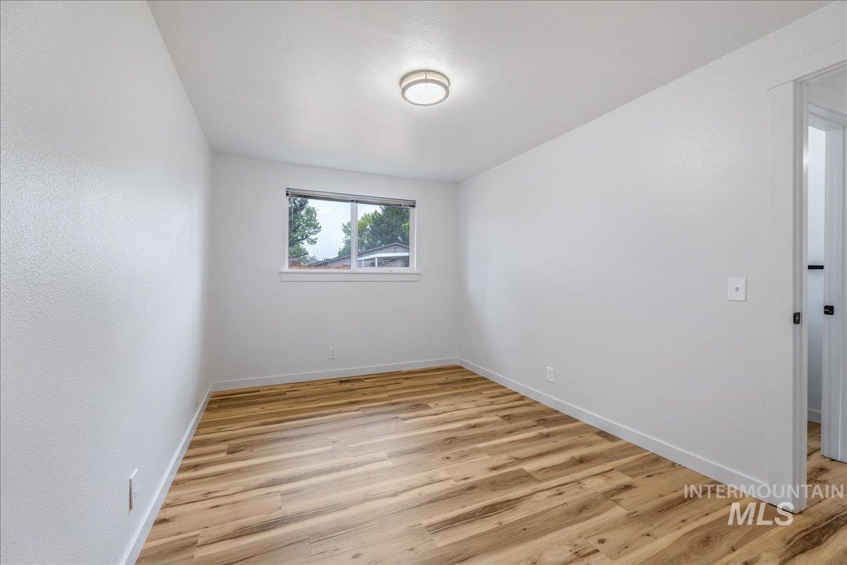 1600 W Wright St, Boise, Idaho 83705-4867, 3 Bedrooms, 1 Bathroom, Residential For Sale, Price $415,000,MLS 98983554