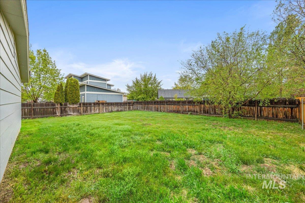 1600 W Wright St, Boise, Idaho 83705-4867, 3 Bedrooms, 1 Bathroom, Residential For Sale, Price $415,000,MLS 98983554