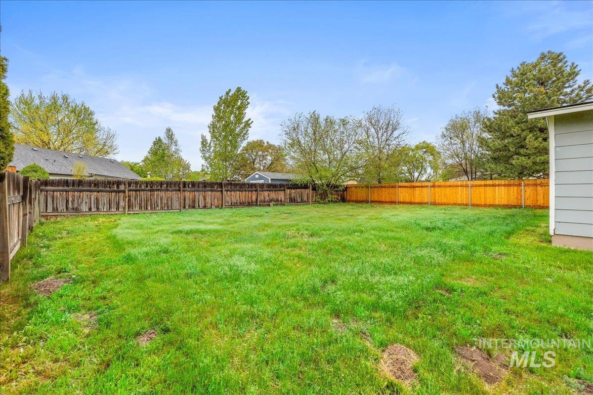 1600 W Wright St, Boise, Idaho 83705-4867, 3 Bedrooms, 1 Bathroom, Residential For Sale, Price $415,000,MLS 98983554