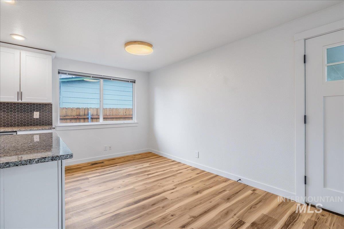 1600 W Wright St, Boise, Idaho 83705-4867, 3 Bedrooms, 1 Bathroom, Residential For Sale, Price $415,000,MLS 98983554